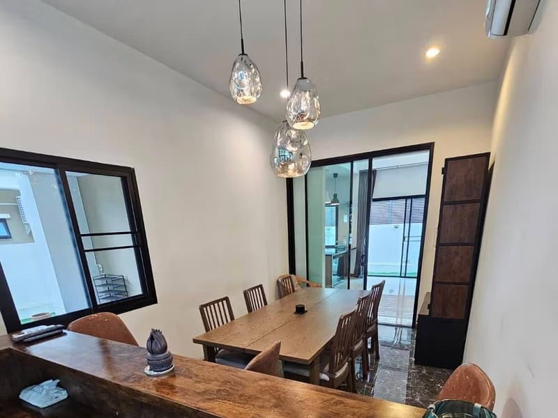 4 Bed House for Rent in Bang Phli