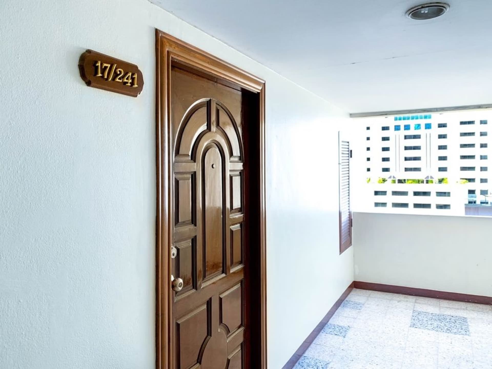  Saranjai Mansion - 2 Bed Condo for Sale *SATI2824 - Image 12