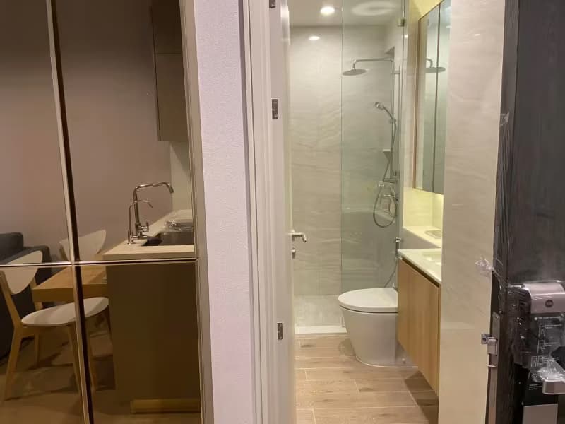 1 Bedroom Condo