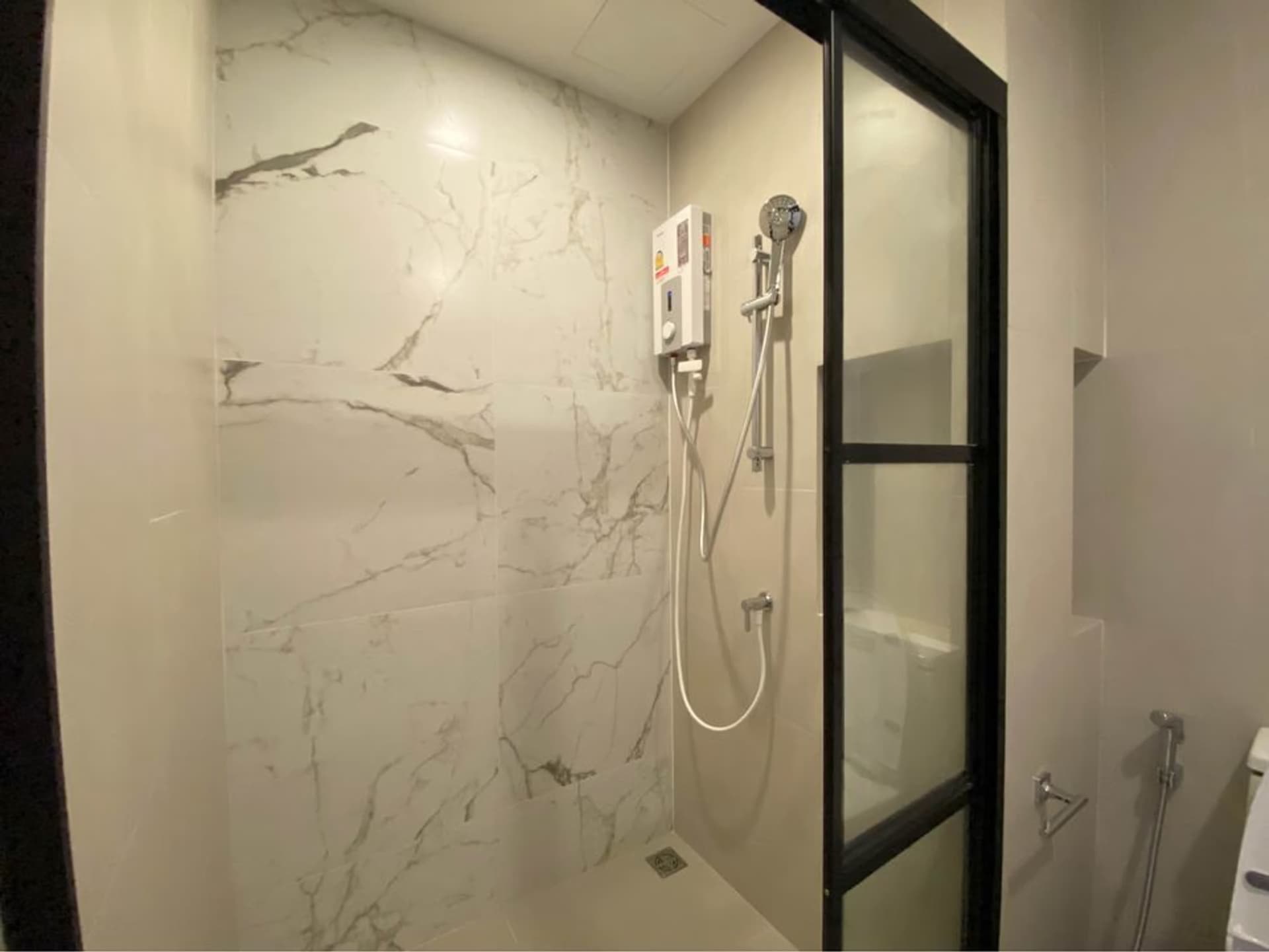 Condo for Rent at Life Ratchadapisek - Image 14