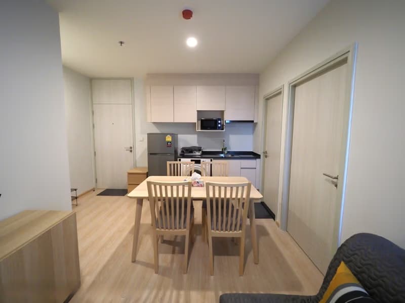 2 Bed Condo for Sale in Huai Khwang