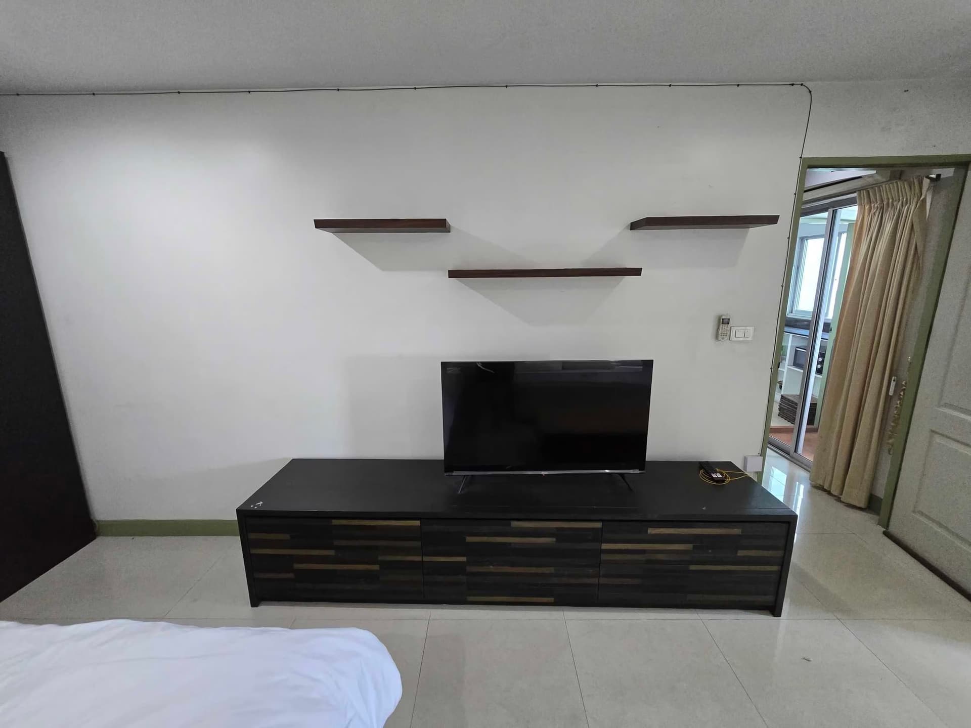 2 Bed Condo for Sale in Bang Na - Image 2