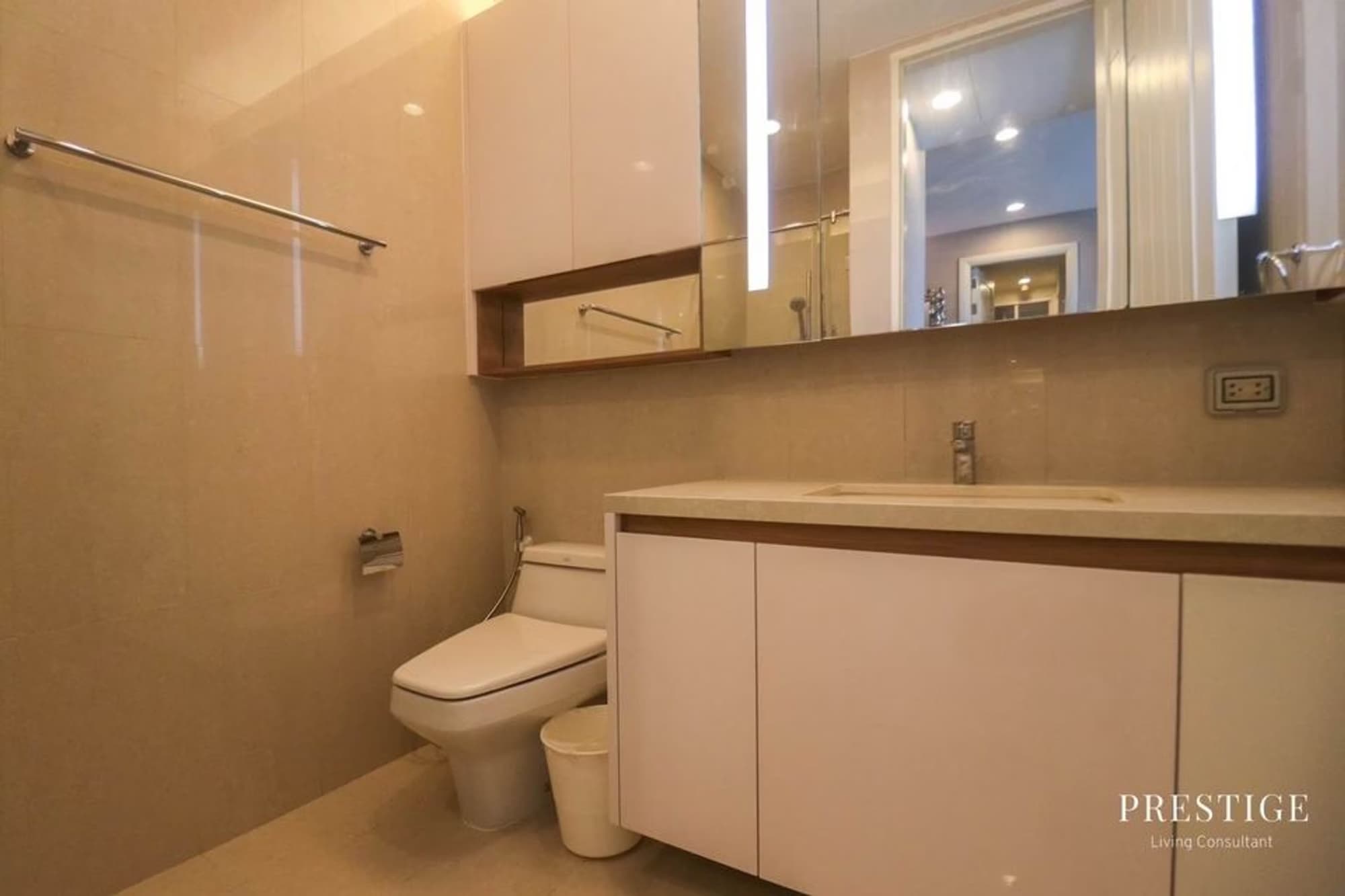 2 ห้องนอน Condo สำหรับ จำหน่าย ใกล้ Chit Lom BTS - Image 5
