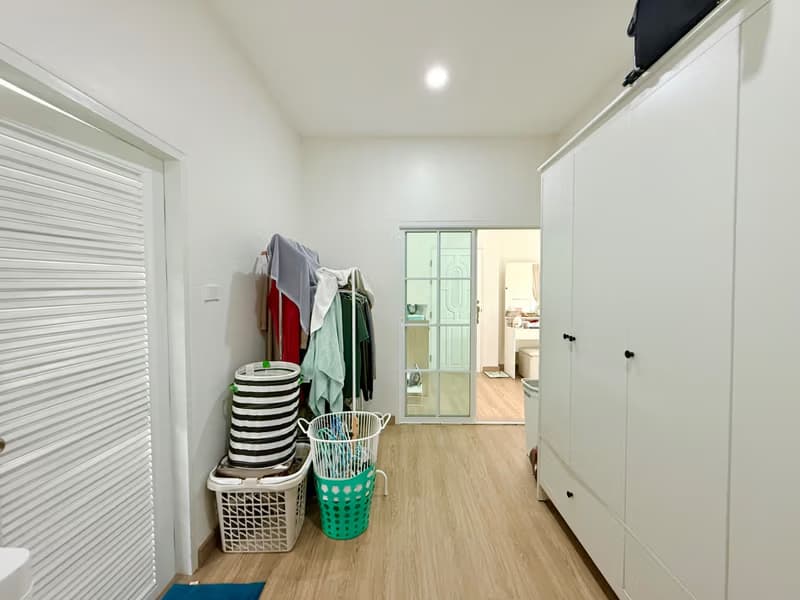5 Bed House for Rent and Sale in Hang Dong
