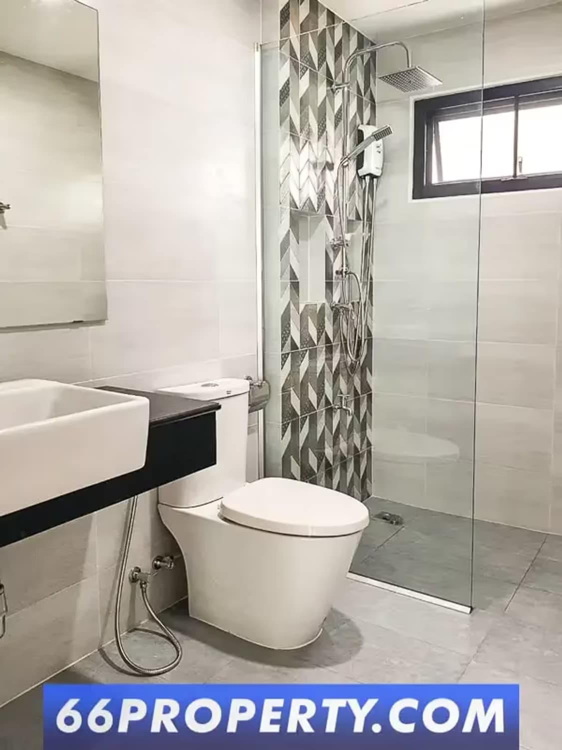 3 Bedroom House - Image 12