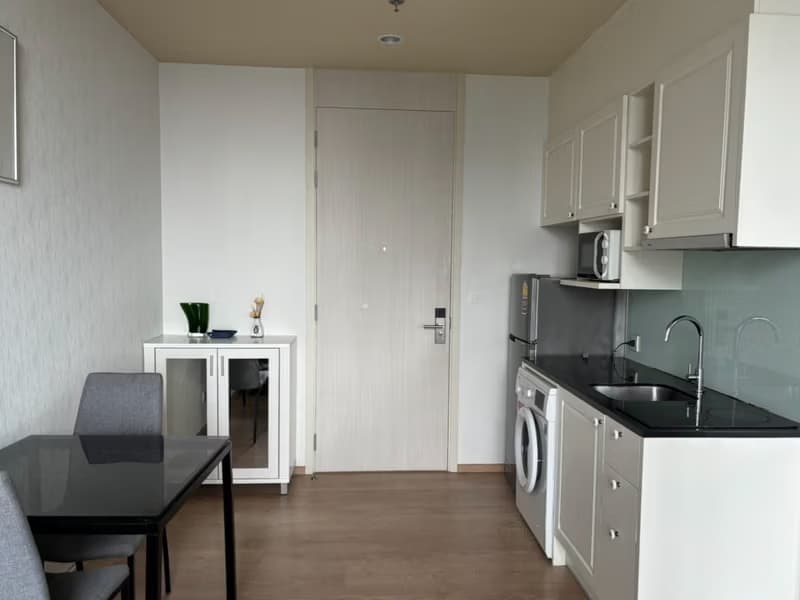 1 Bed Condo for Rent in Watthana