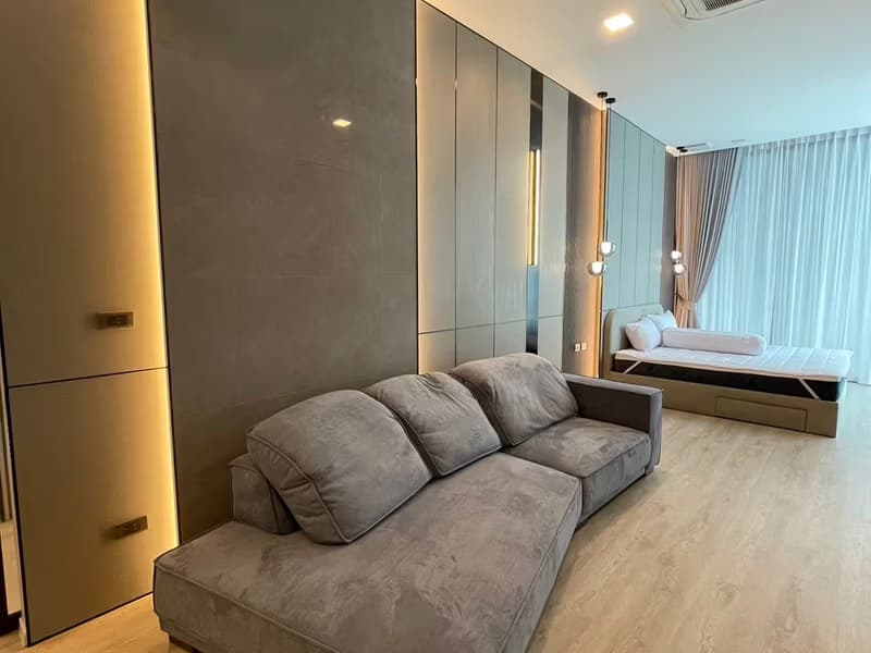 4 Bed House for Rent in Saphan Sung