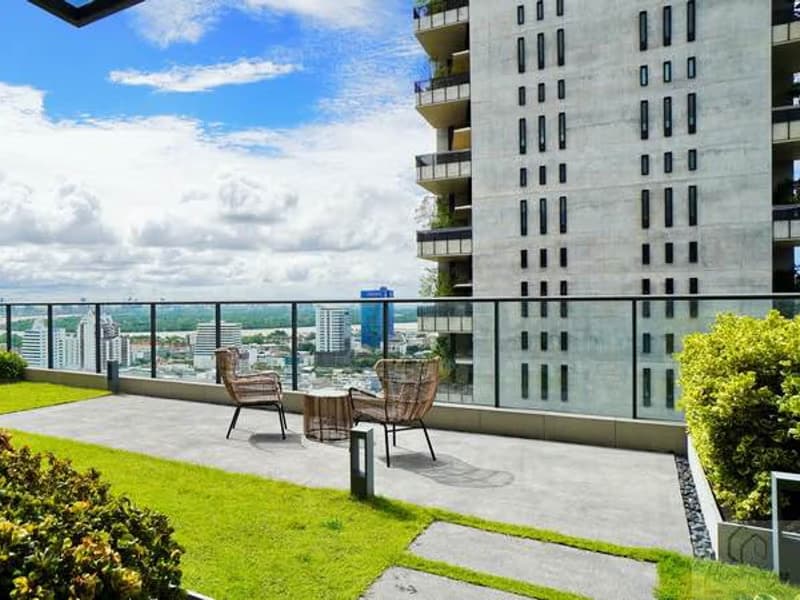 Condo for Sale at Regal Sathon-Naradhiwas