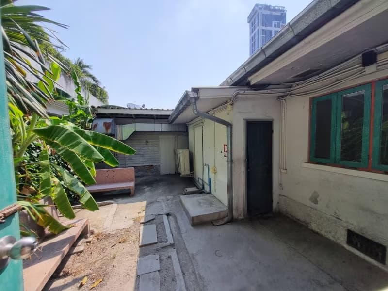 House for Rent in Watthana.