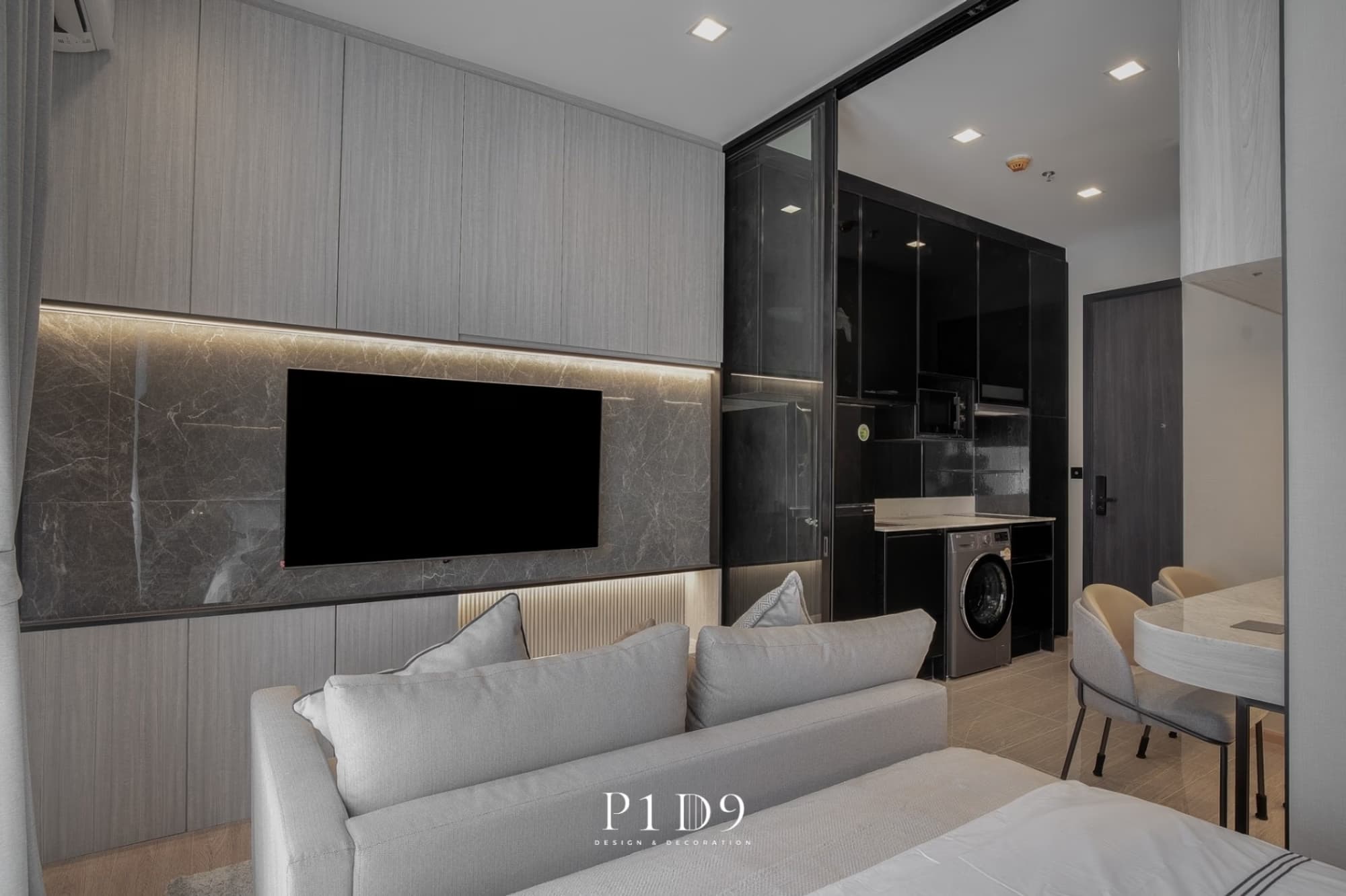Studio Condo for Rent and Sale in Phaya Thai - Image 12