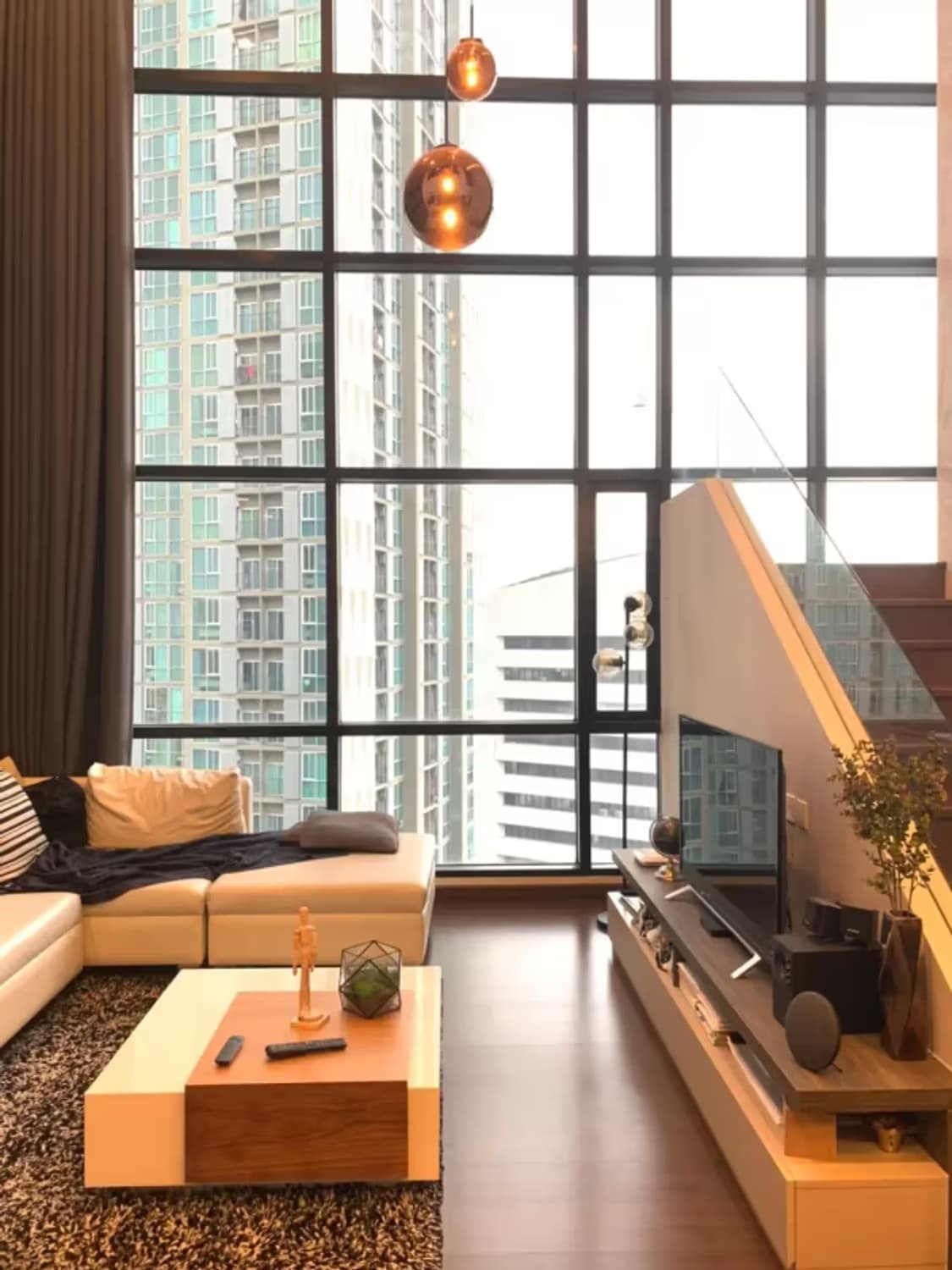 3 Bedroom Condo - Image 2