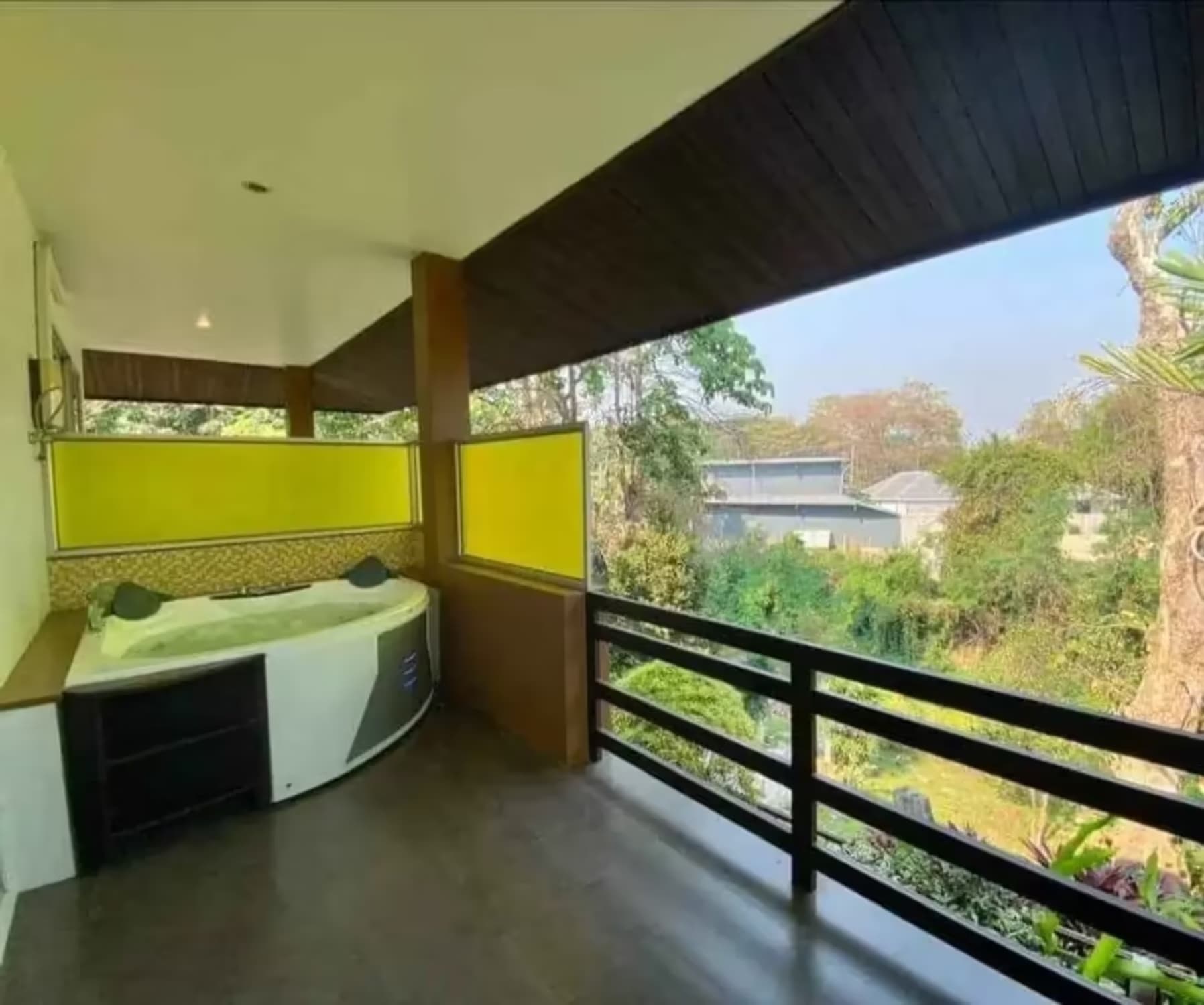 3 Bedroom House - Image 8