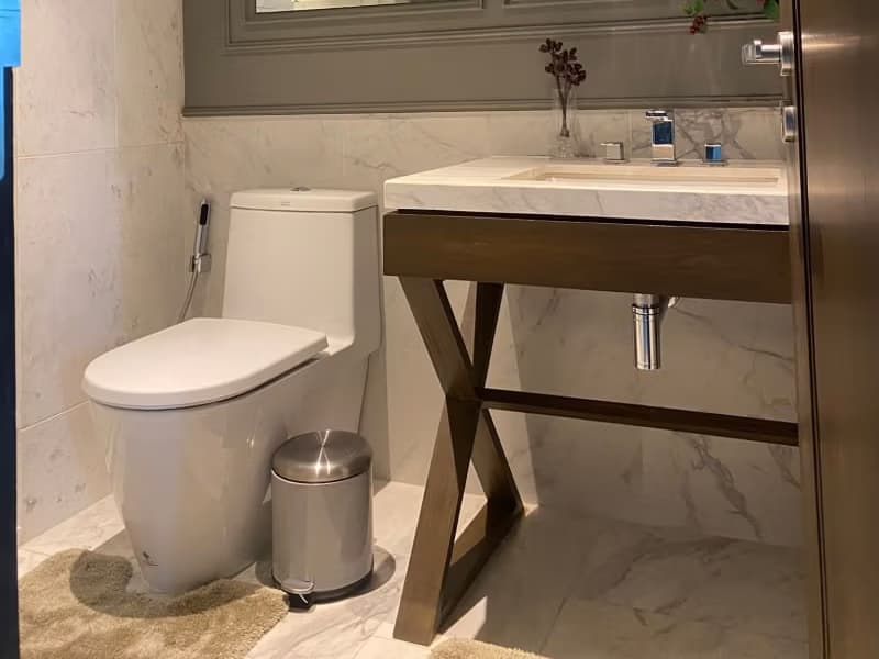 3 Bed Condo for Rent in Khlong Toei