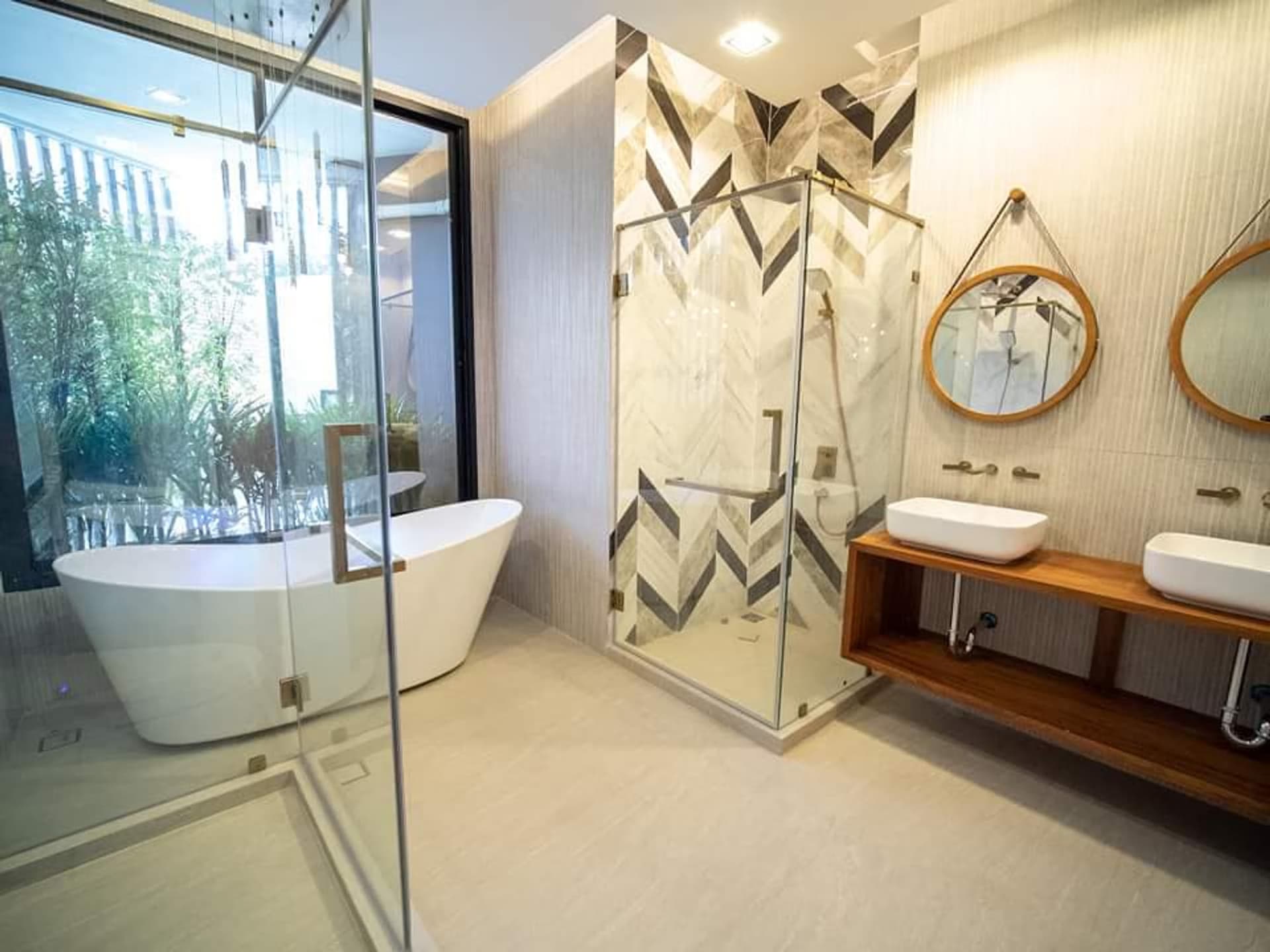 4 Bed House for Sale in Watthana - Image 13