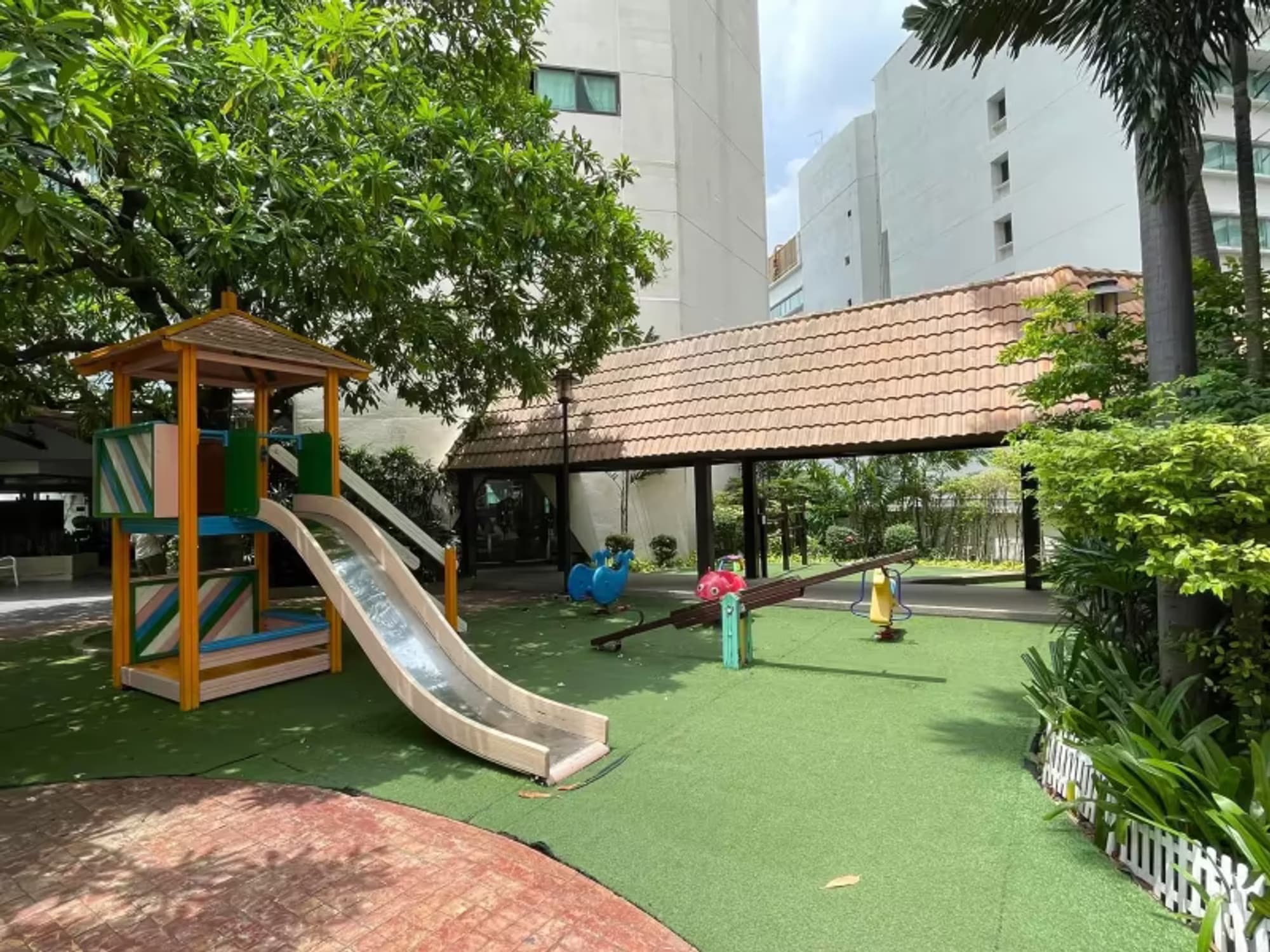 Condo for Rent at Sathorn Gardens - Image 7