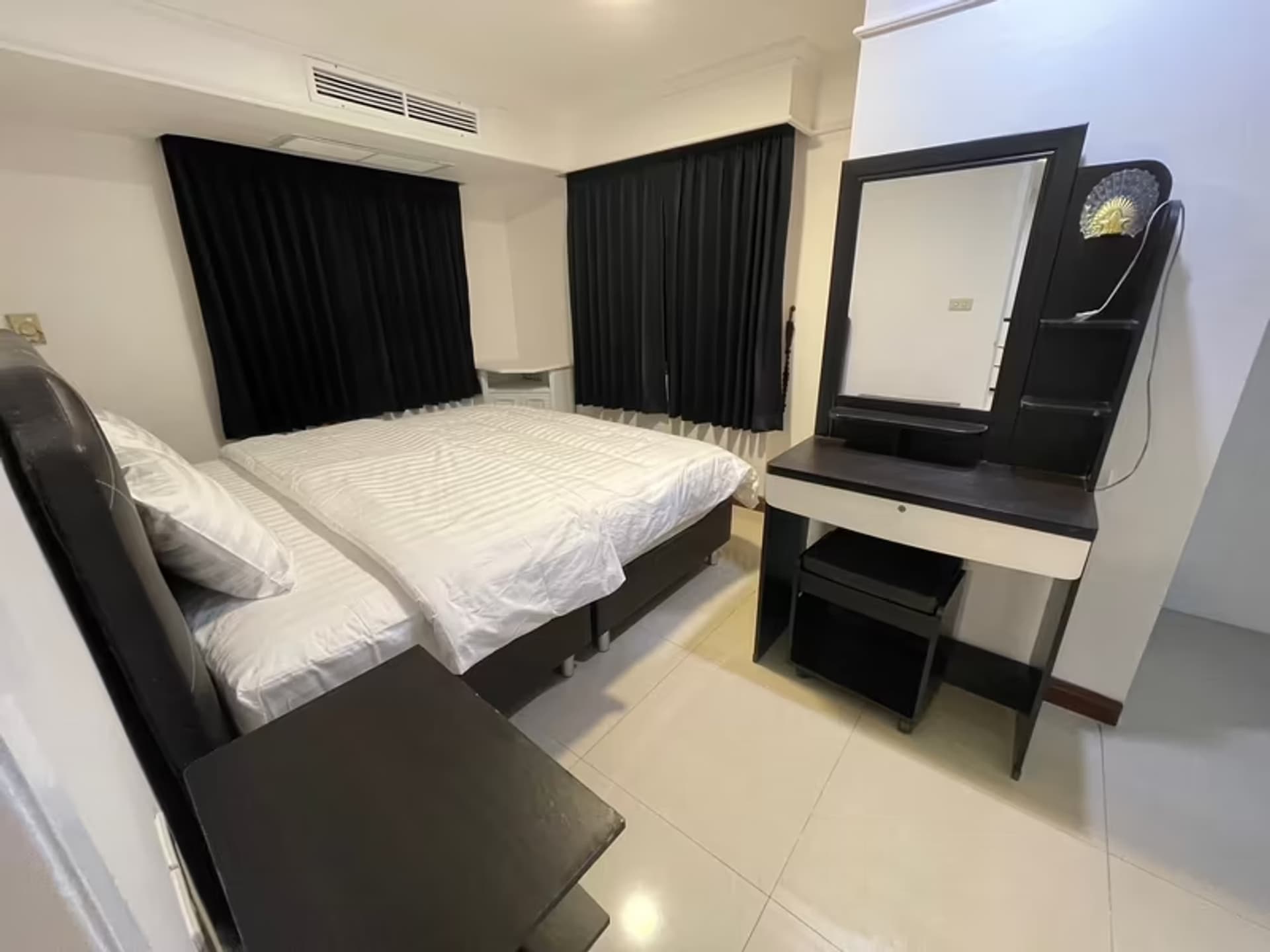 Condo for Rent at Fortune Condo Town  - Image 2