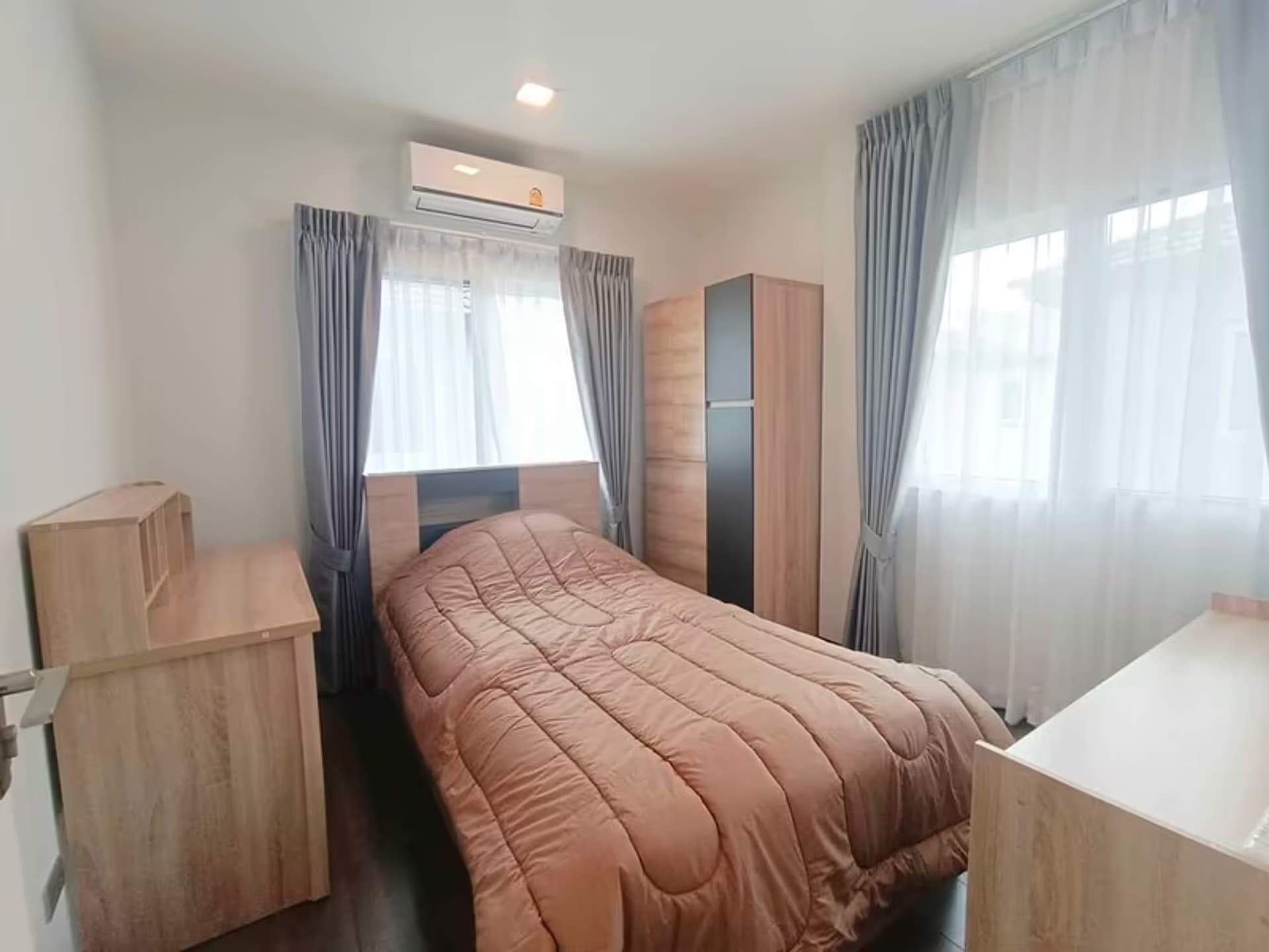  - Image 2