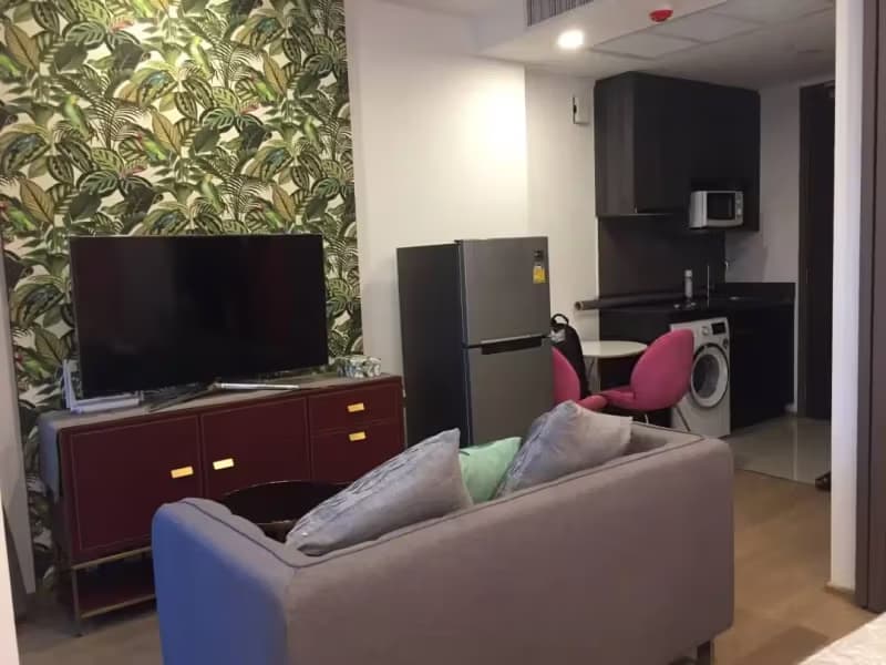  Ashton Chula-Silom