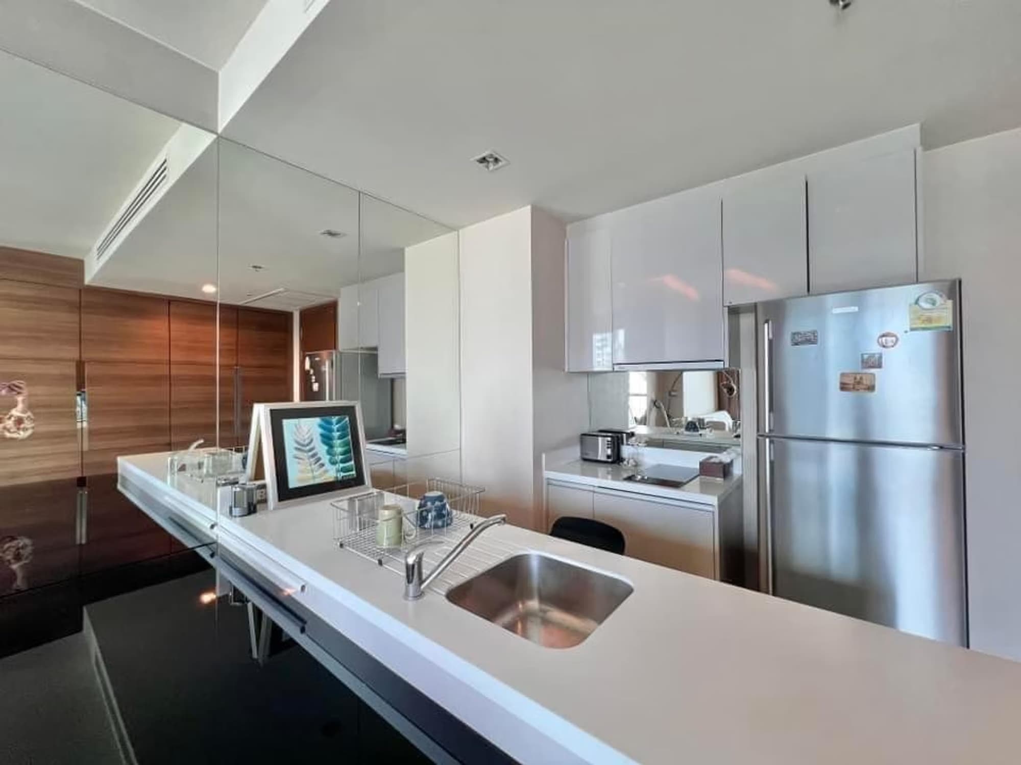 1 Bed Condo for Rent in Bang Rak - Image 8