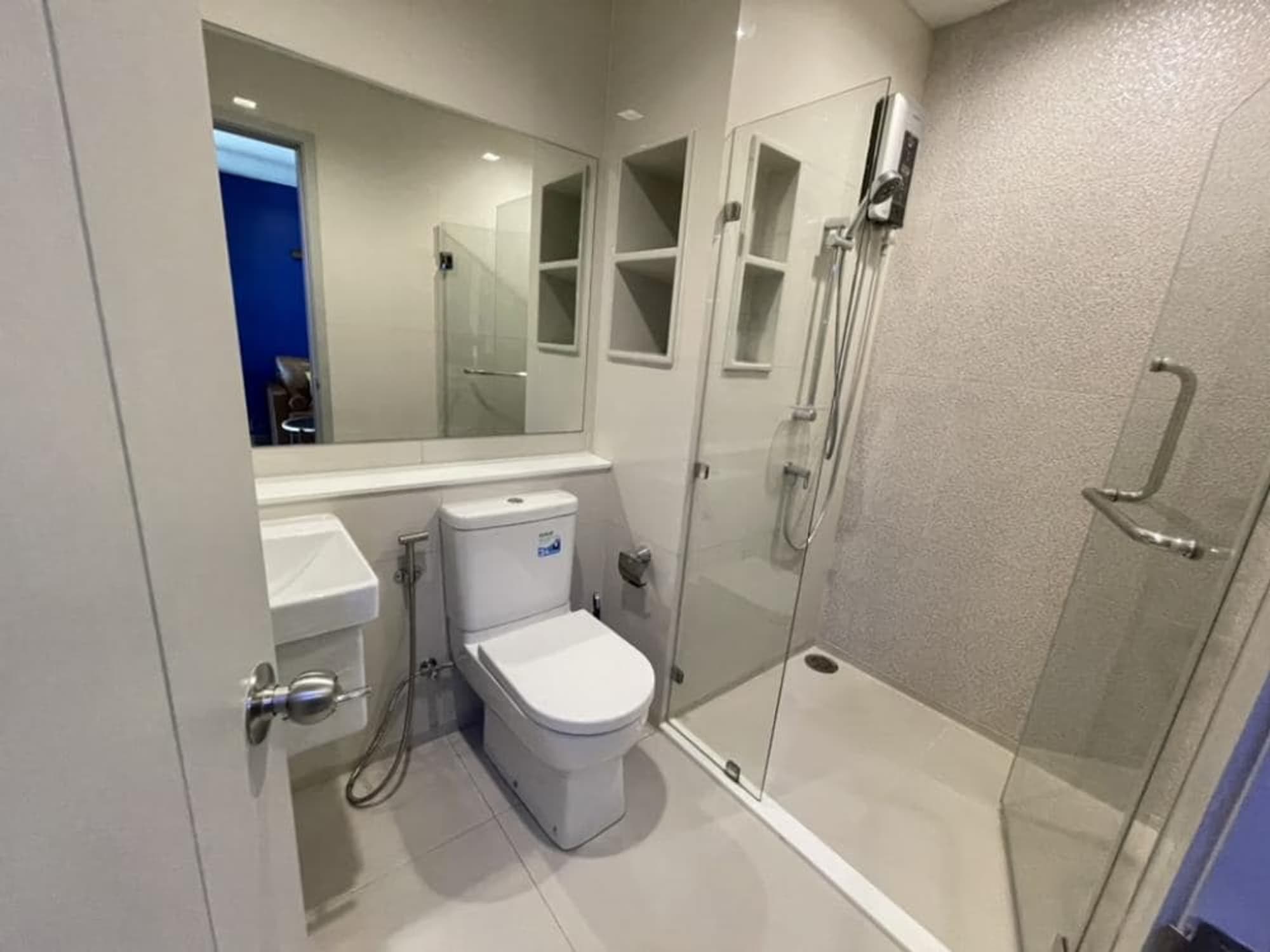 1 ห้องนอน Condo สำหรับ ขาย ใกล้ Bang Chak BTS - Image 11