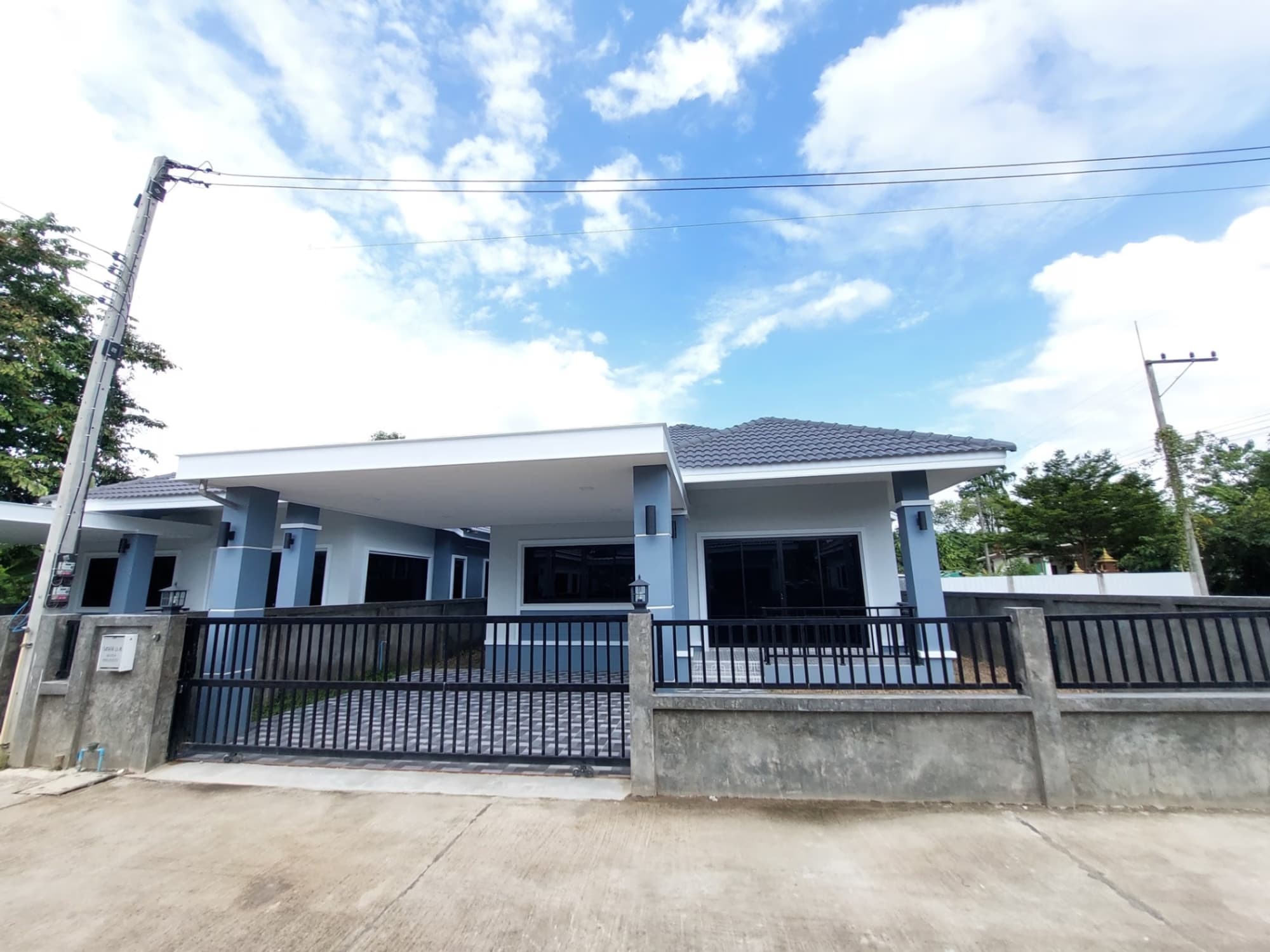 3 卧室 别墅 用于 出租 在 Saraphi District - Image 1