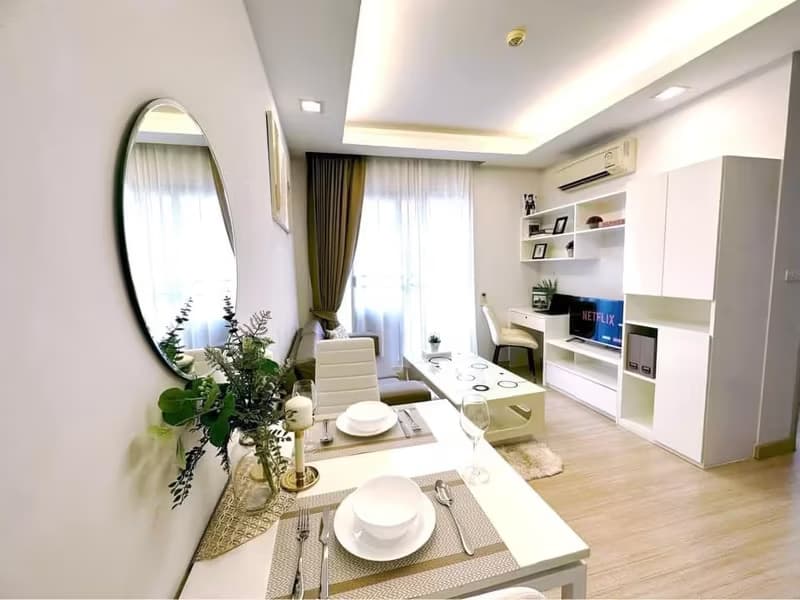 1 Bedroom Condo