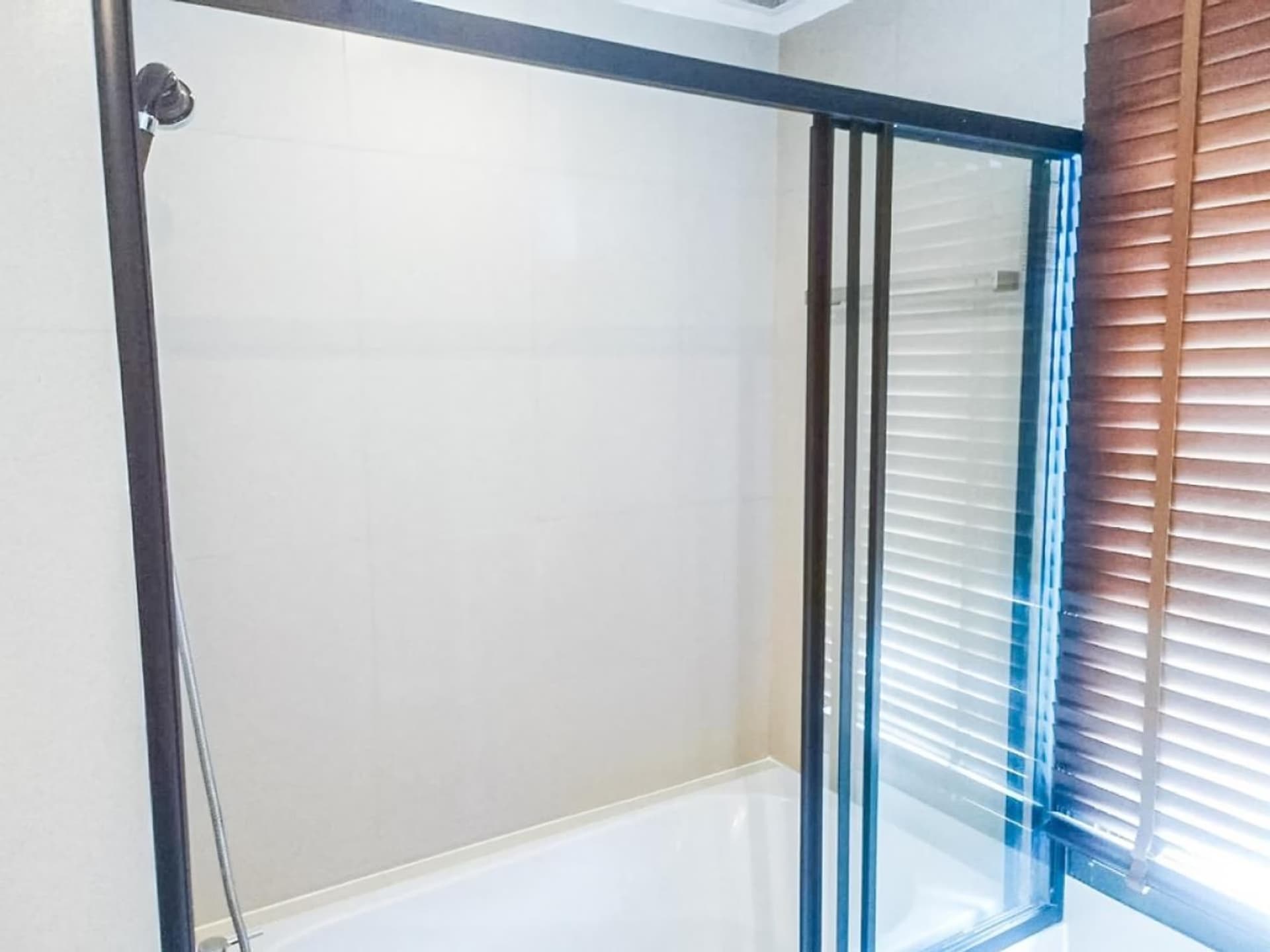 1 Bed Condo for Rent in Watthana - Image 15