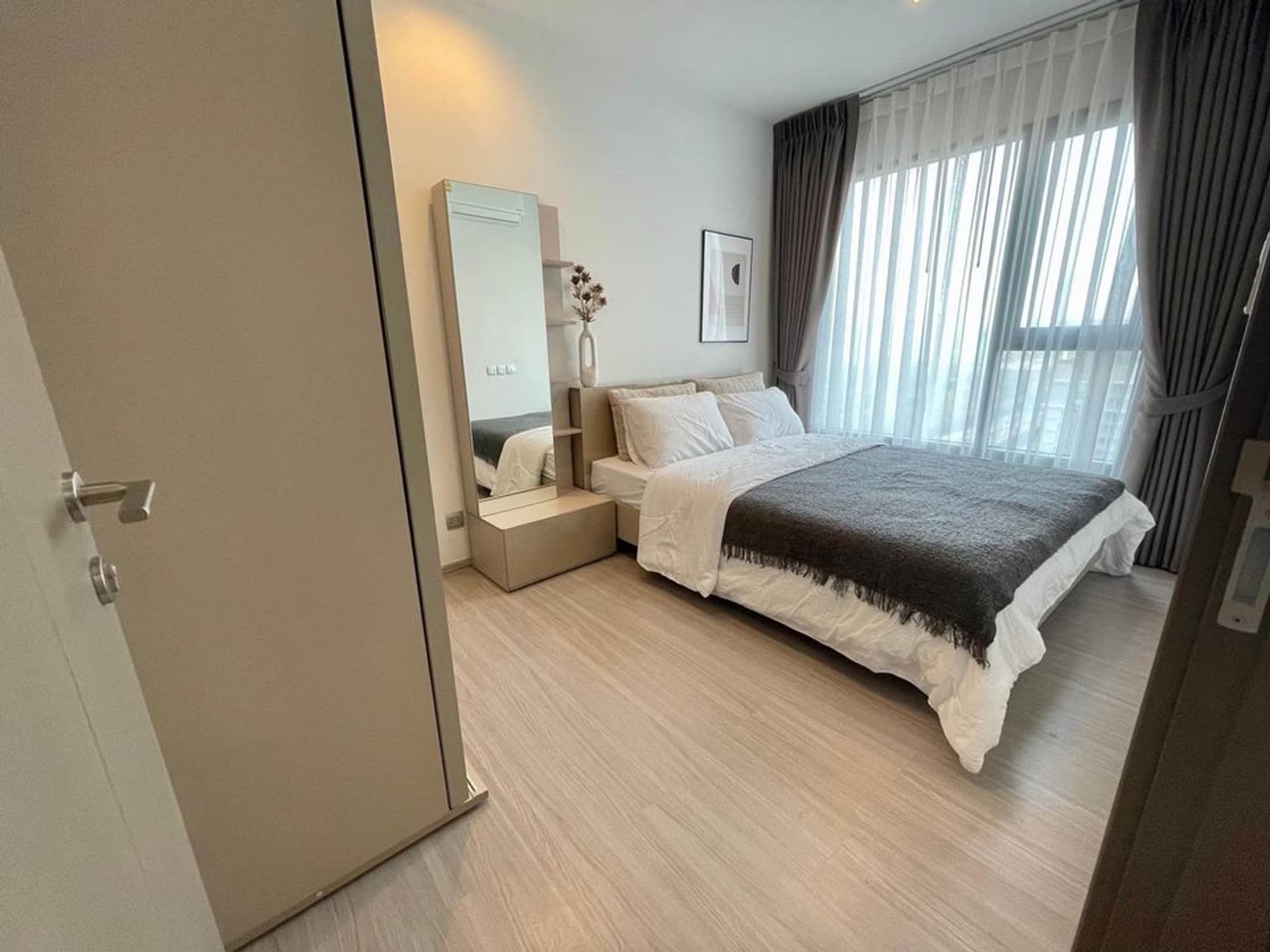Condo for Rent at Life Asoke Hype - Image 8