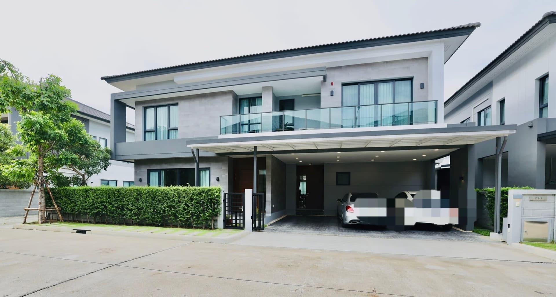 4 Bed House for Rent in Bang Phli - Image 1