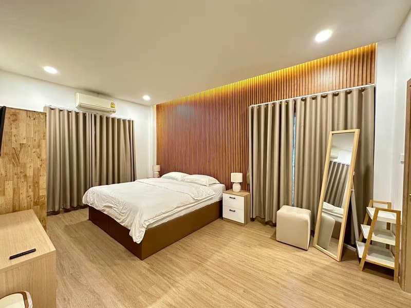 4 Bed House for Rent in Mueang Chiang Mai