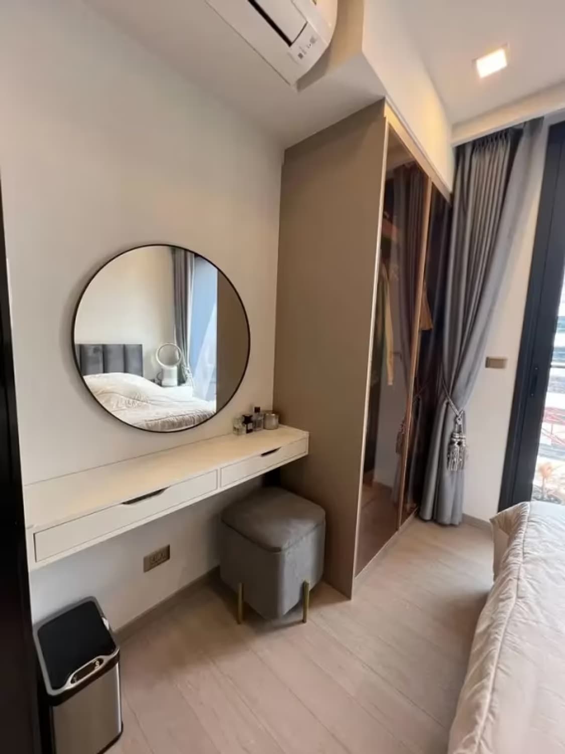 Condo for Rent at One 9 Five Asoke - Rama 9 - Image 3
