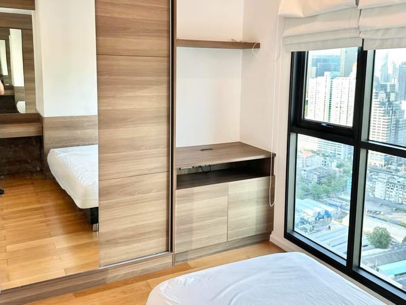3 Bed Condo for Rent in Bang Rak