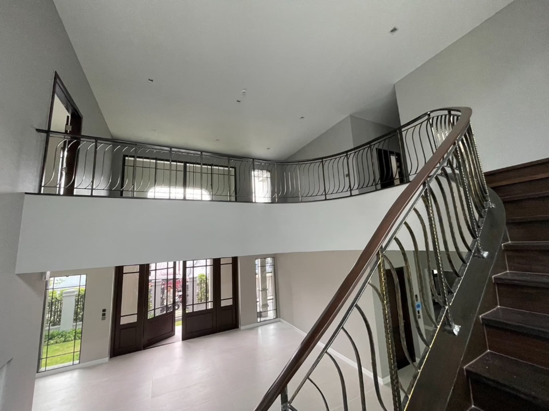 House for Sale at Grand Bangkok Boulevard Rama 9 - Srinakarin - Image 13