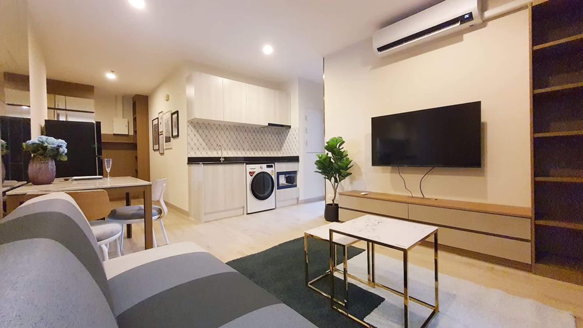 Condo for Rent at Vista Garden - Image 3