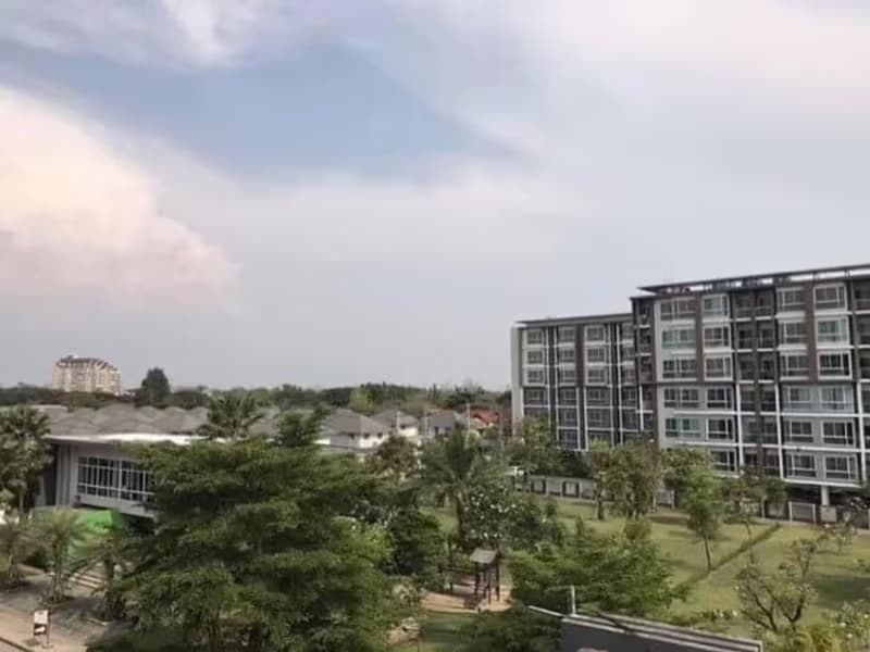 1 Bedroom Condo