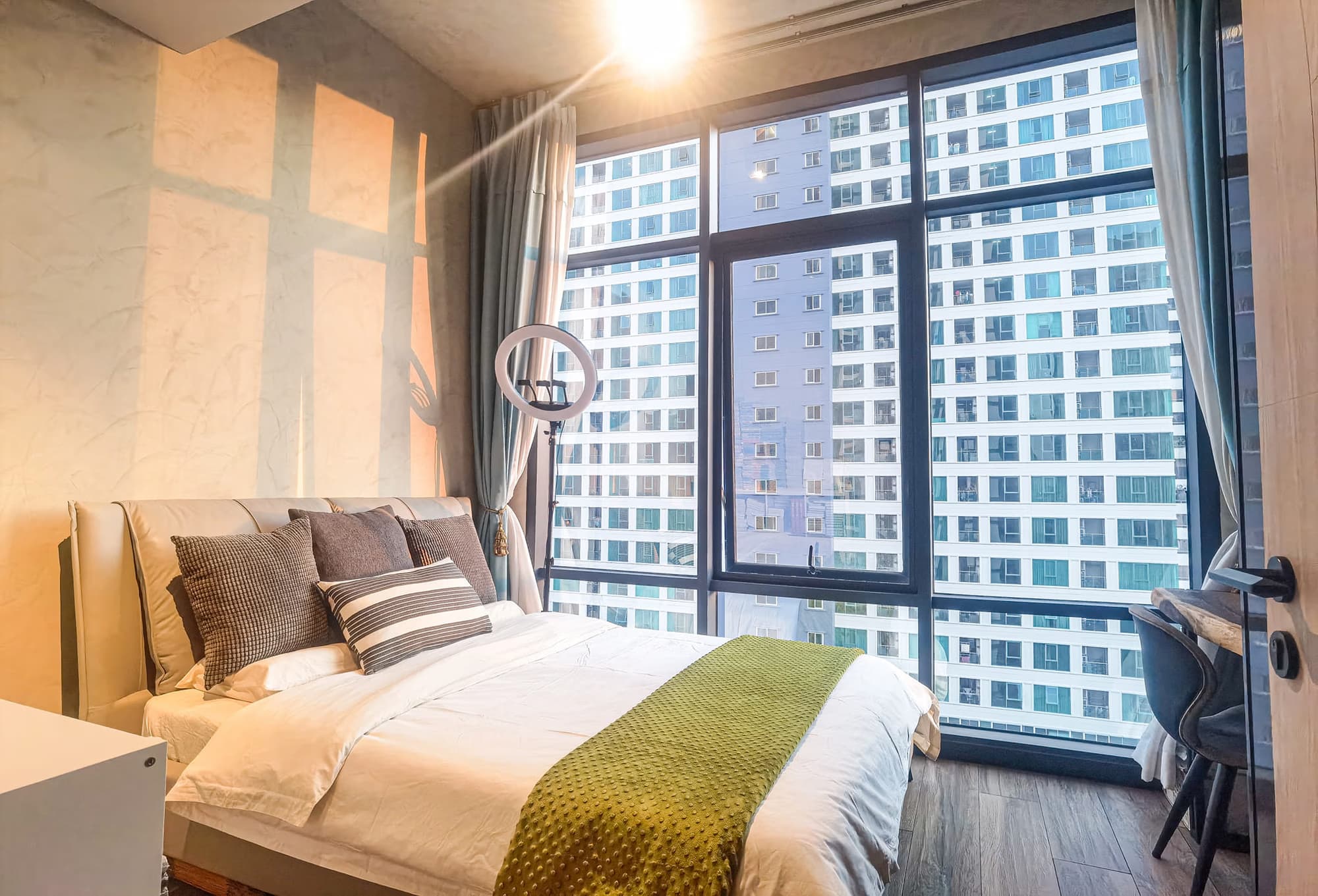 2 Bed Condo for Rent in Watthana - Image 7