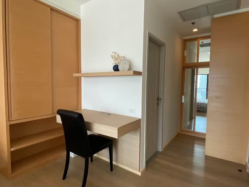 Condo for Rented at Noble Refine
