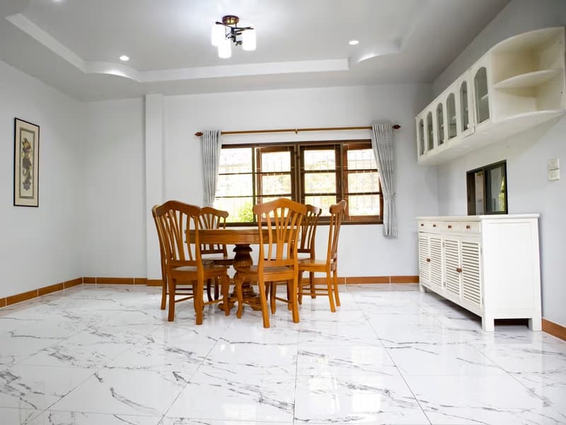 4 Bed House for Rent and Sale in Mueang Chiang Mai