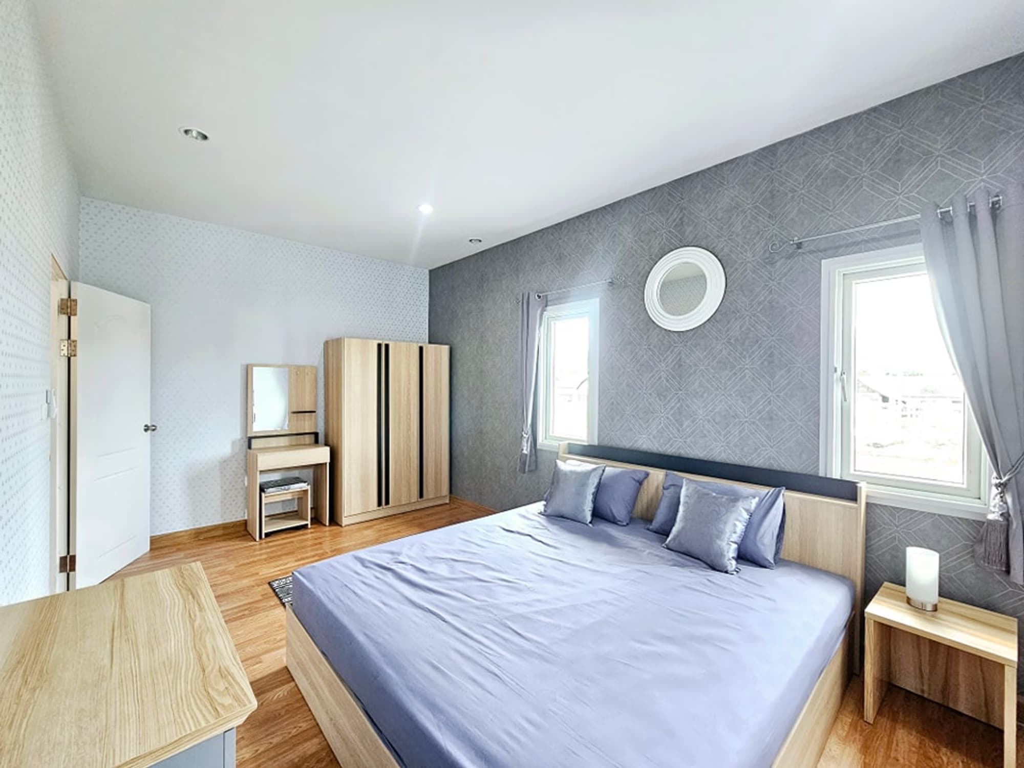 4 Bed House for Rent and Sale in Hang Dong - Image 12
