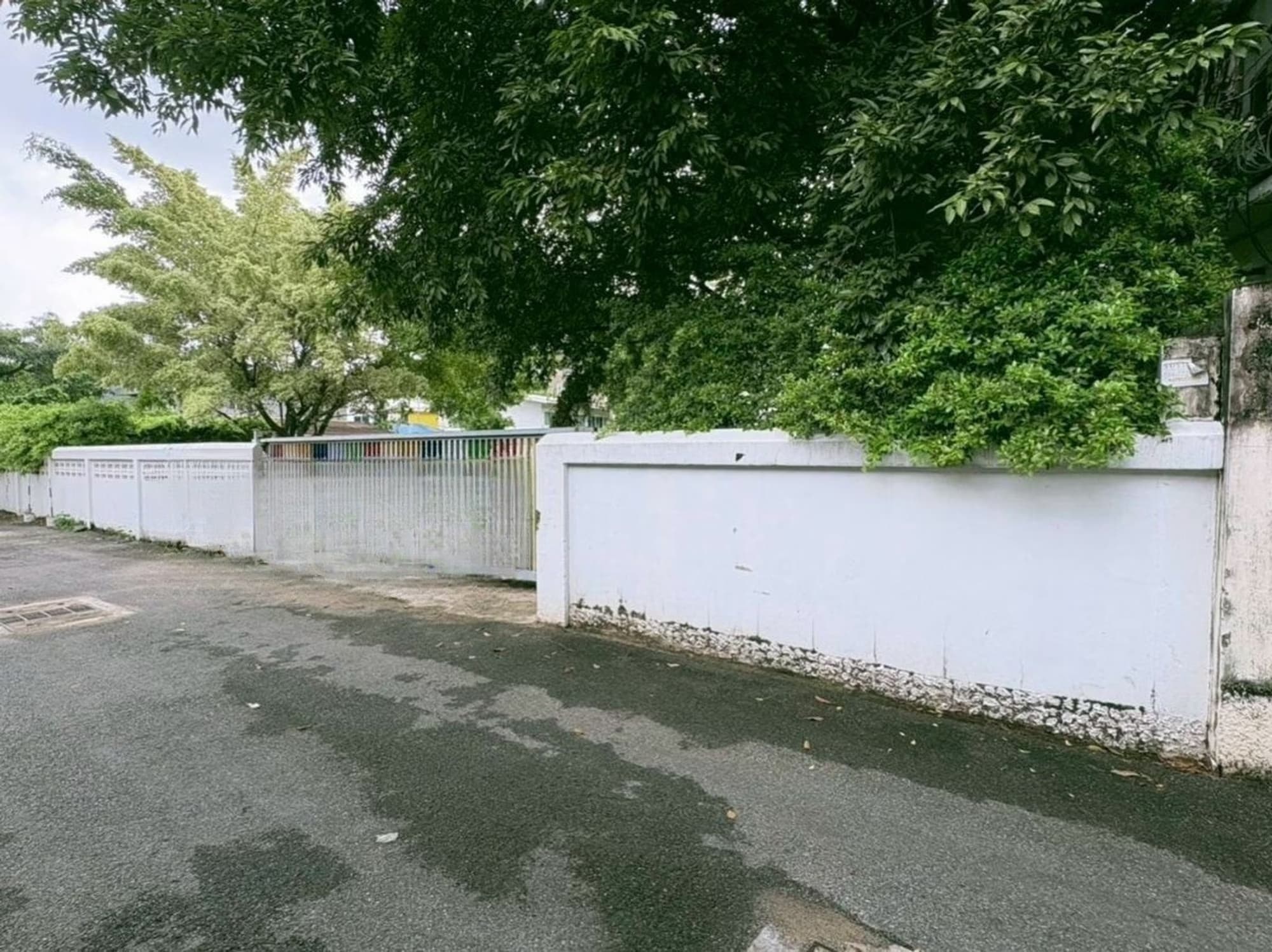  Land for Rent in Phra Khanong - Image 1