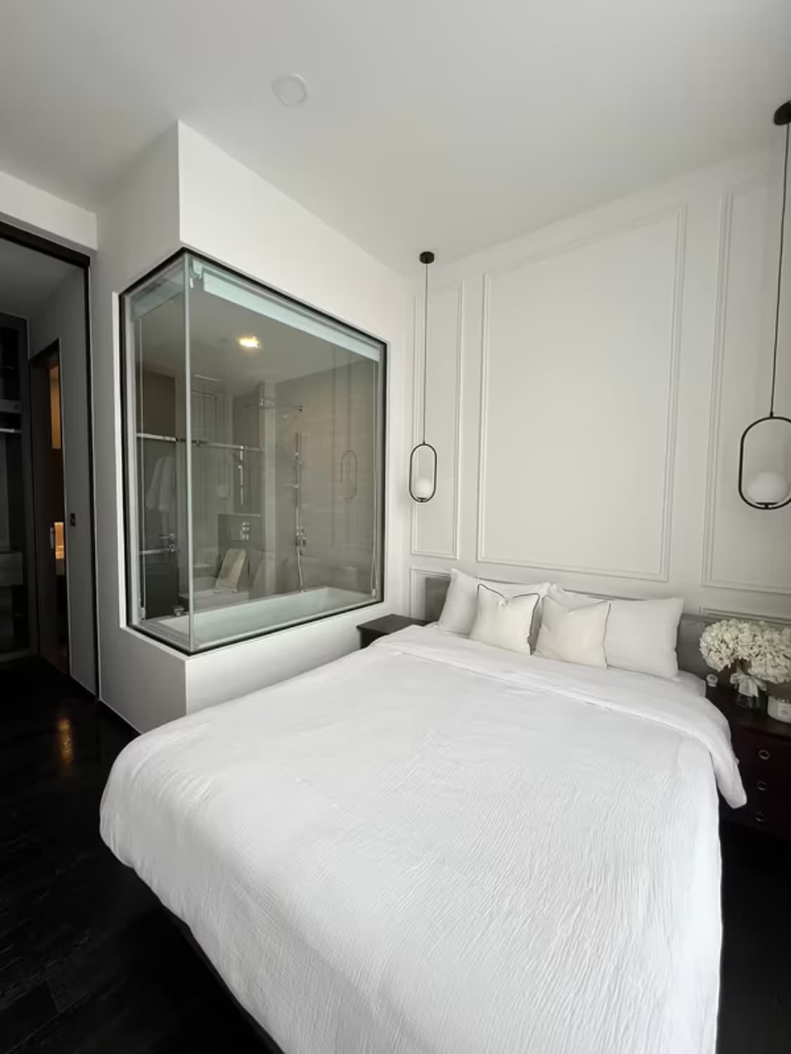 1 Bedroom Condo - Image 2