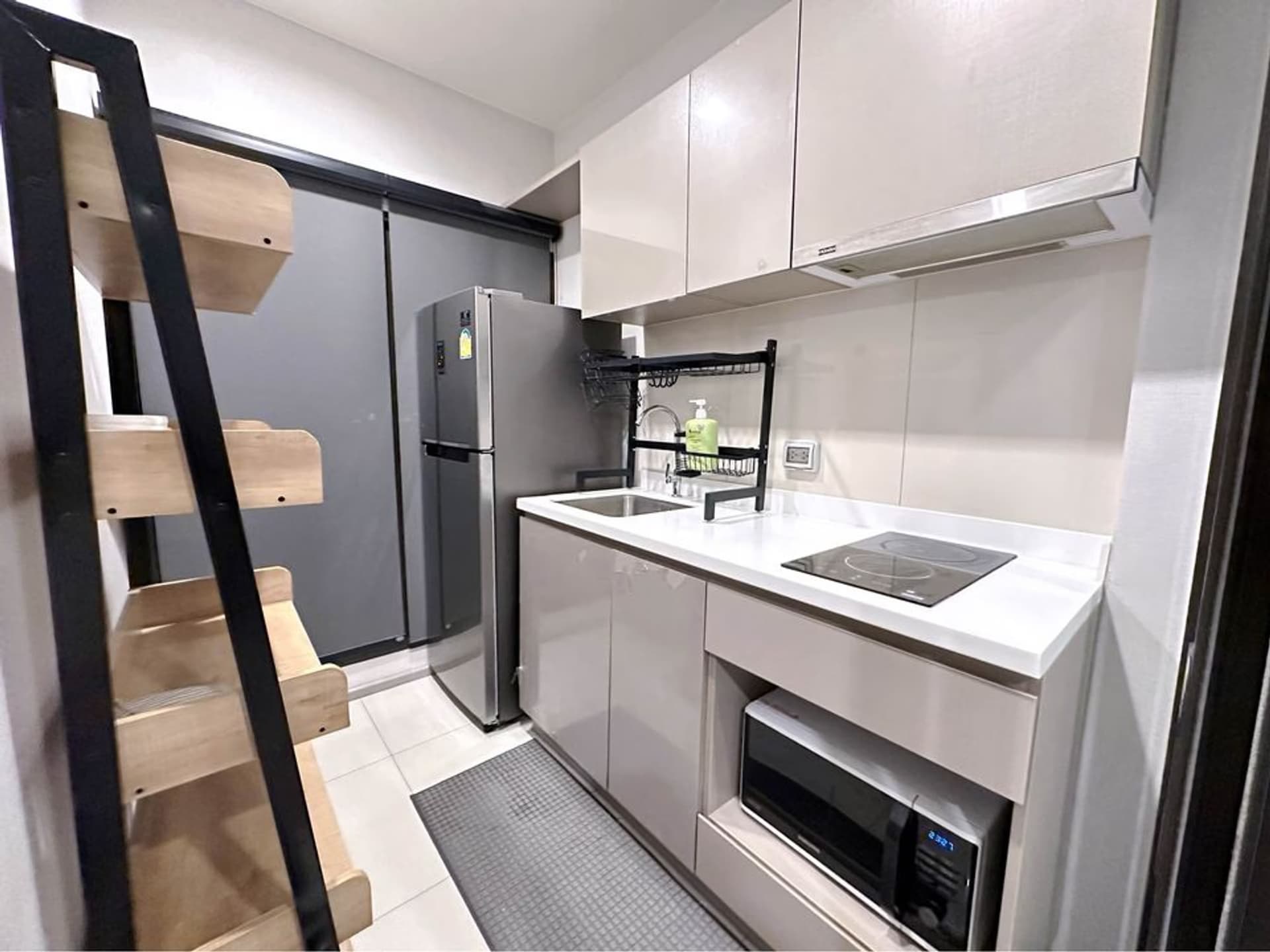 Condo for Rent, Sale at Life Sukhumvit 62 - Image 2