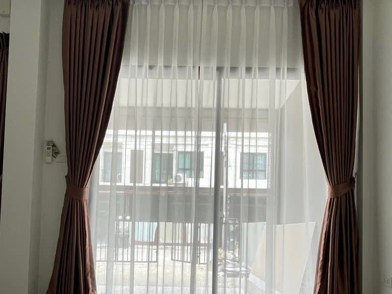 3 Bed Townhouse for Rent in Bang Phli