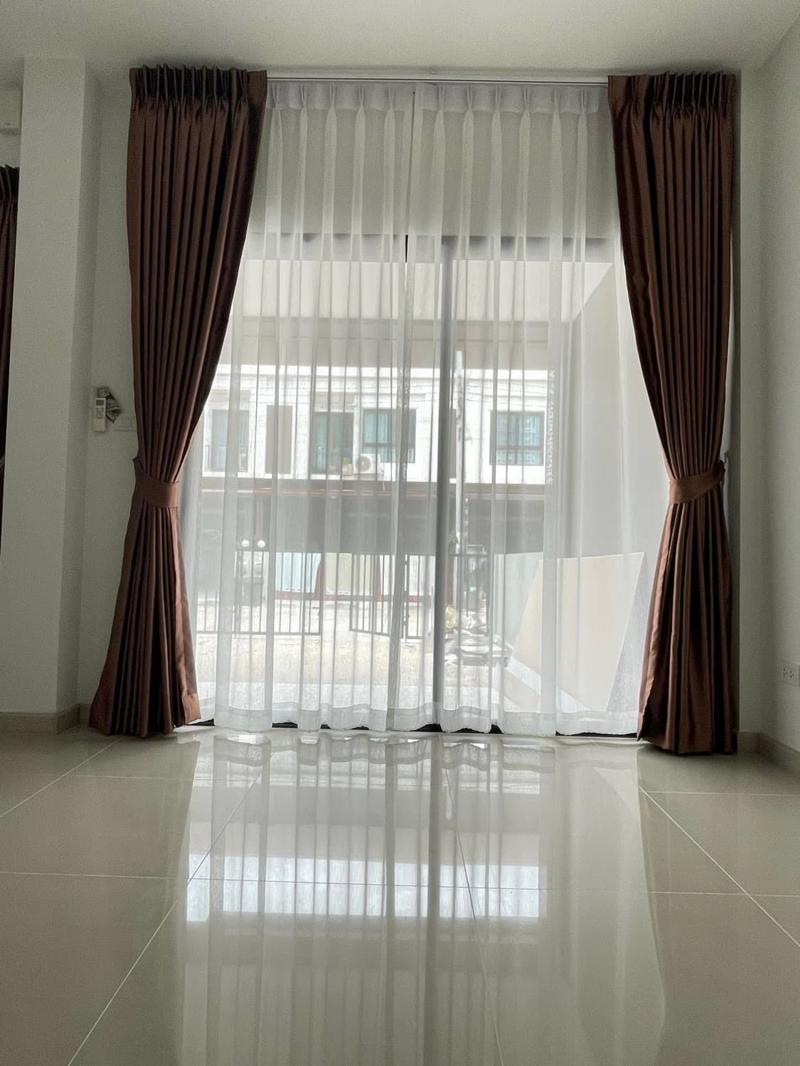3 Bed Townhouse for Rent in Bang Phli - Image 4