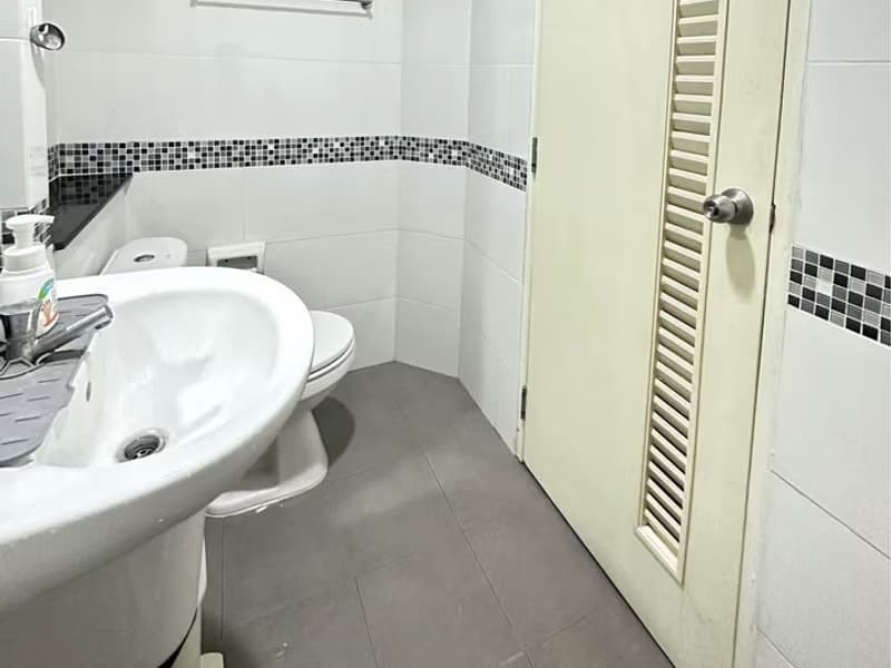 Condo for Rent, Sale at Kensington Condoroom Condo