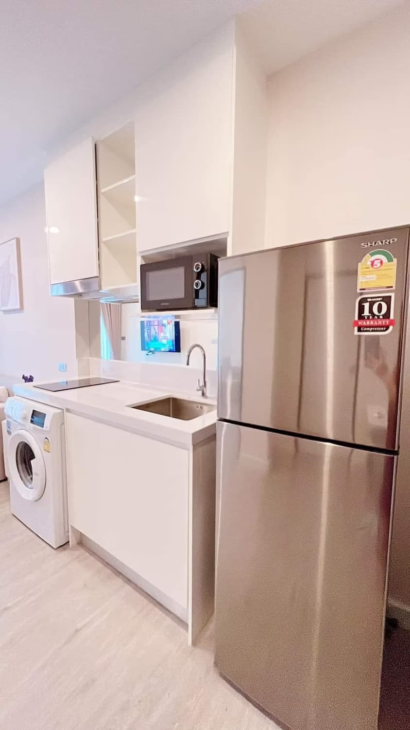 1 Bedroom Condo - Image 4