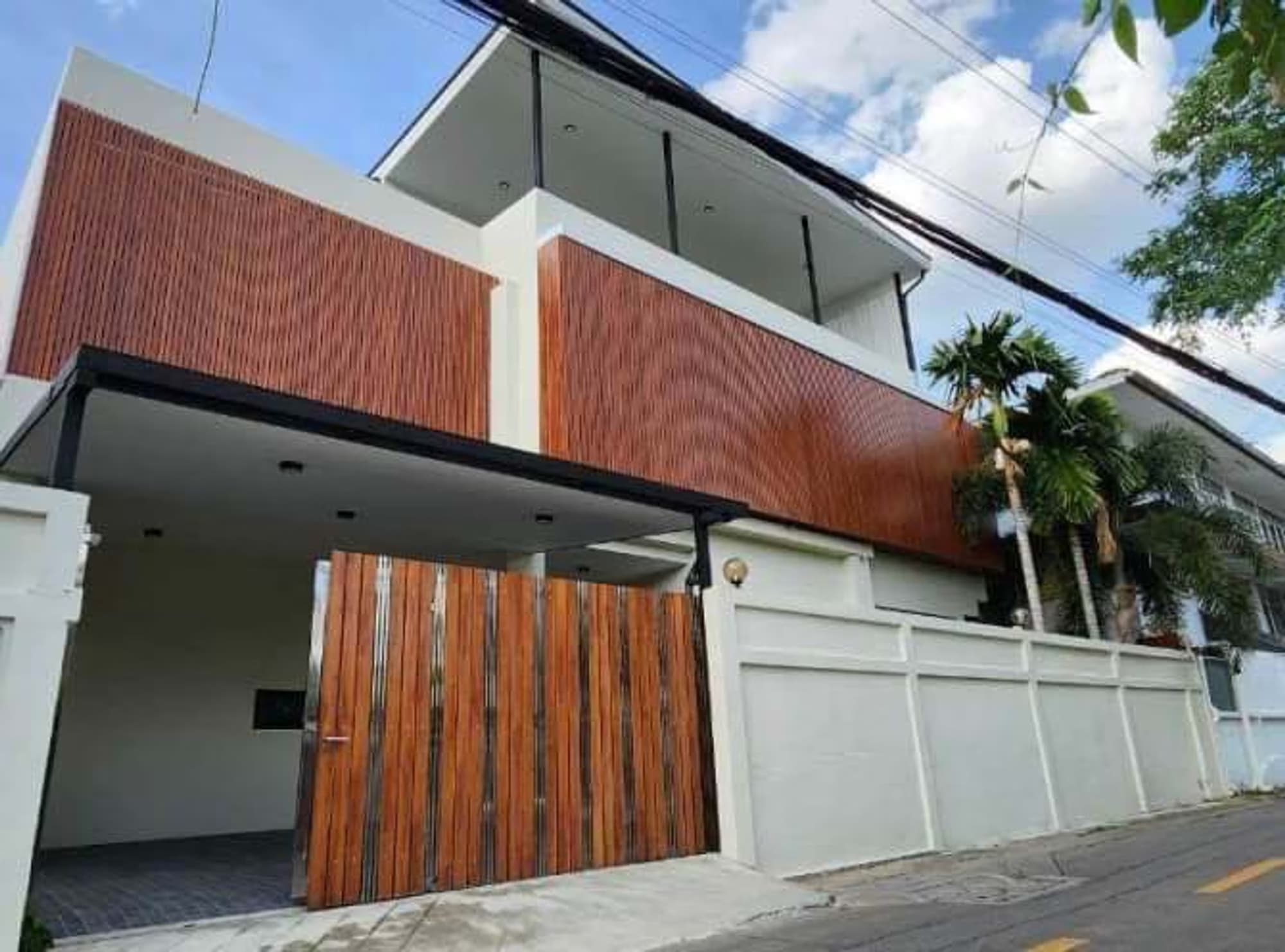  - Image 1