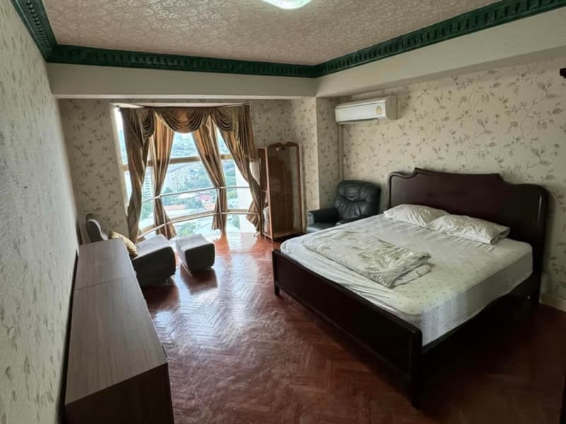 6 Bed Condo for Rent in Suan Luang
