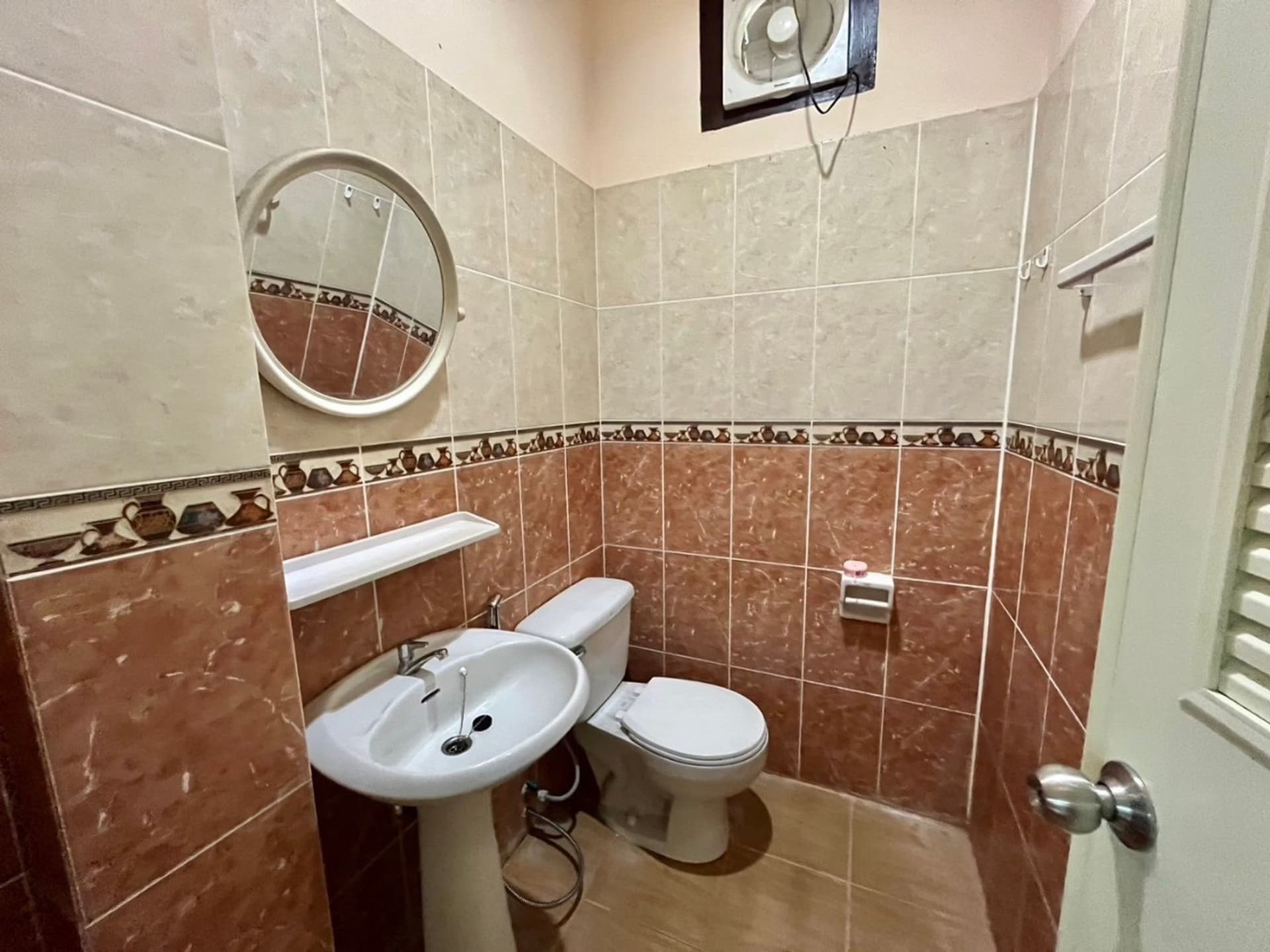4 Bed House for Sale in Mueang Chiang Mai - Image 8
