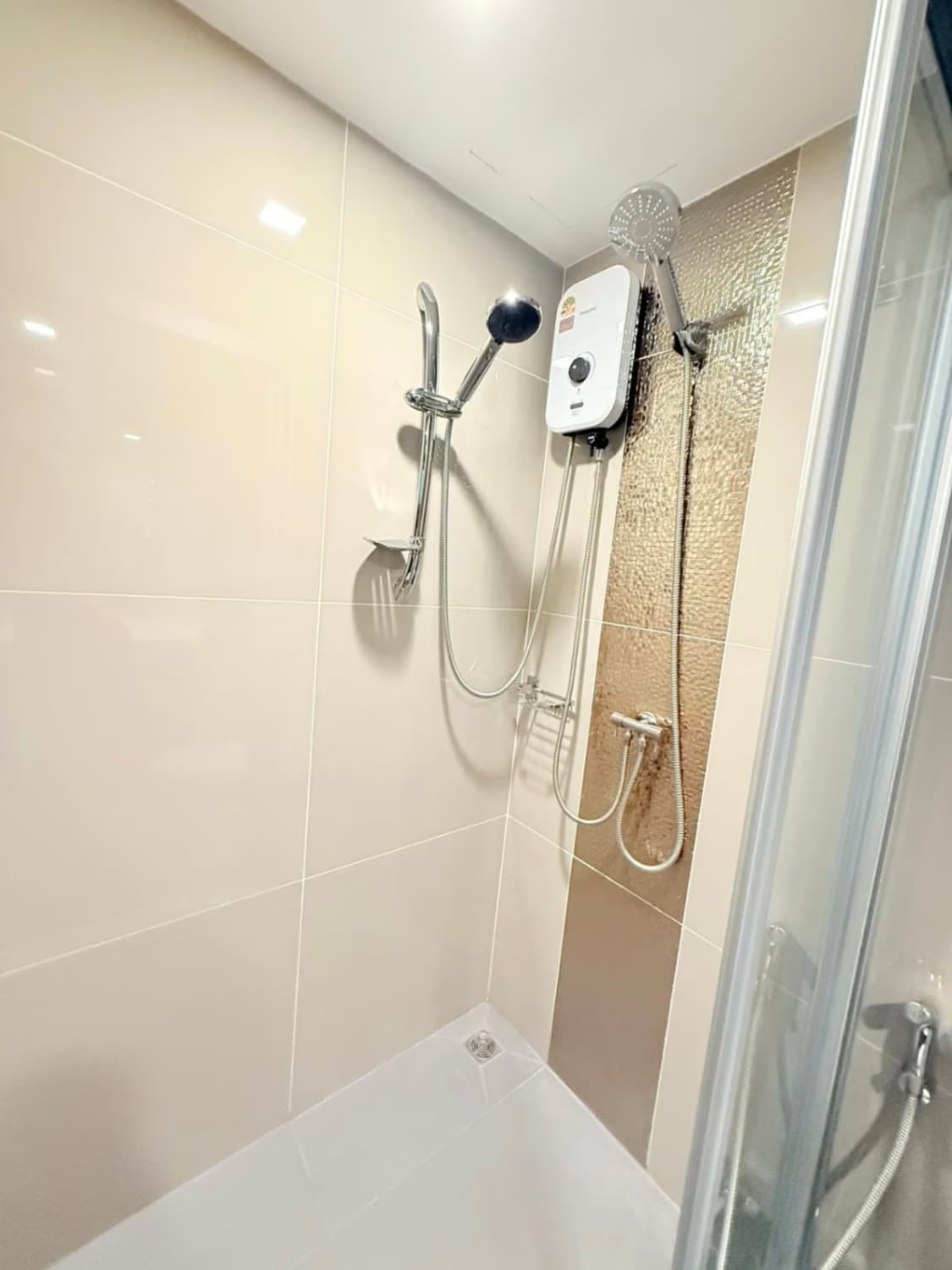 1 Bed Condo for Rent in Huai Khwang - Image 13